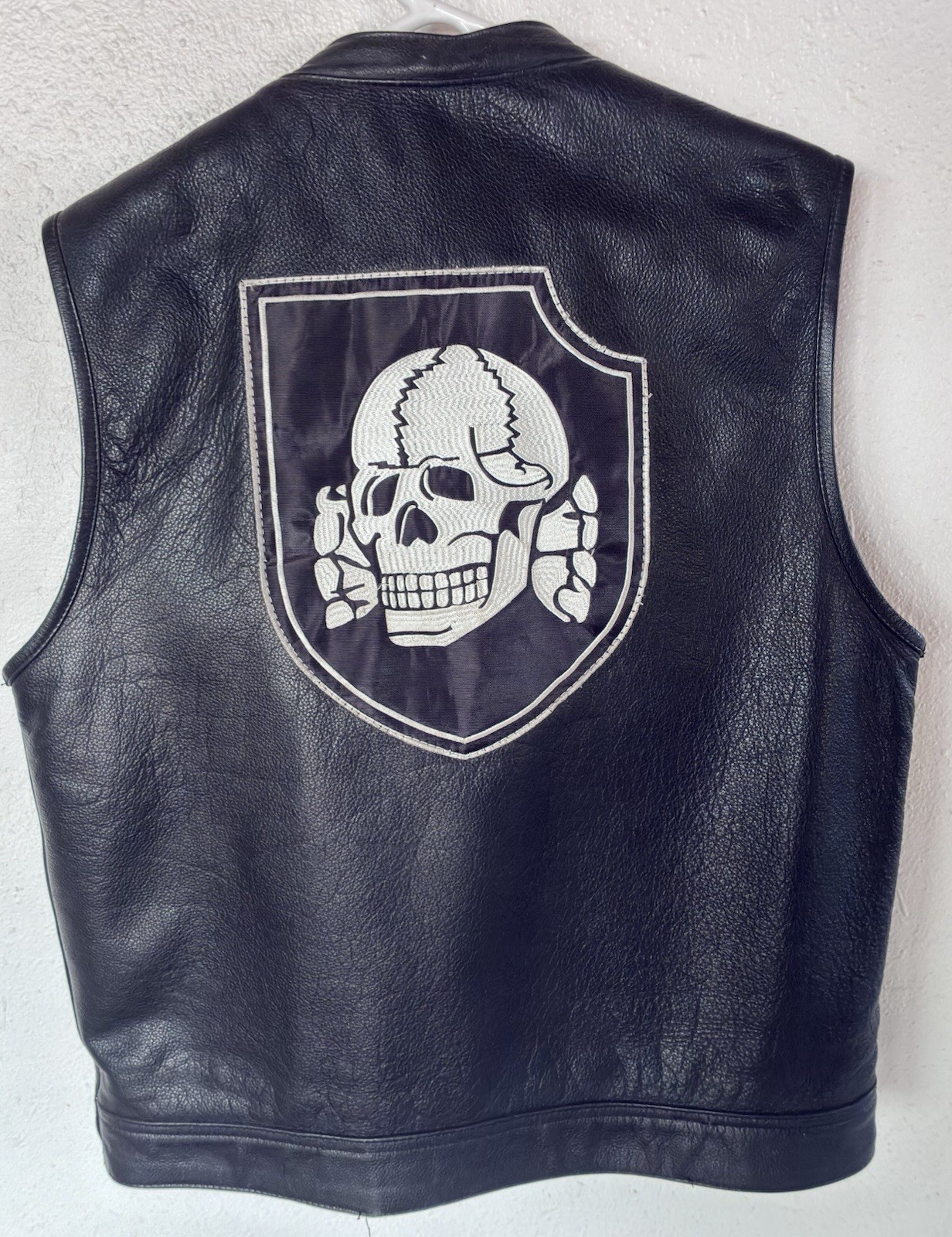 Fox Creek Rebel Black Leather Vest w/ Totenkopf Patch & Gun Pocket - Size 42 Fox Creek Rebel Black Leather Vest w/ Totenkopf Patch & Gun Pocket - Size 42