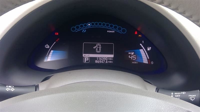 (LOCAL PICKUP ONLY) Driver Left Fender Fits 12 LEAF 1069820