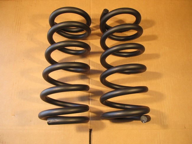 66-67-68-69-74 ORIGINAL Corvette Front Springs GM# 3832518 Z06 HD F41 427