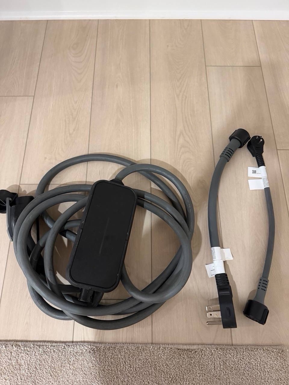 BMW iX XM iX1 iX2 iX3 i4 i5 i7 EV charger flexible charging cable kit 120v 240v