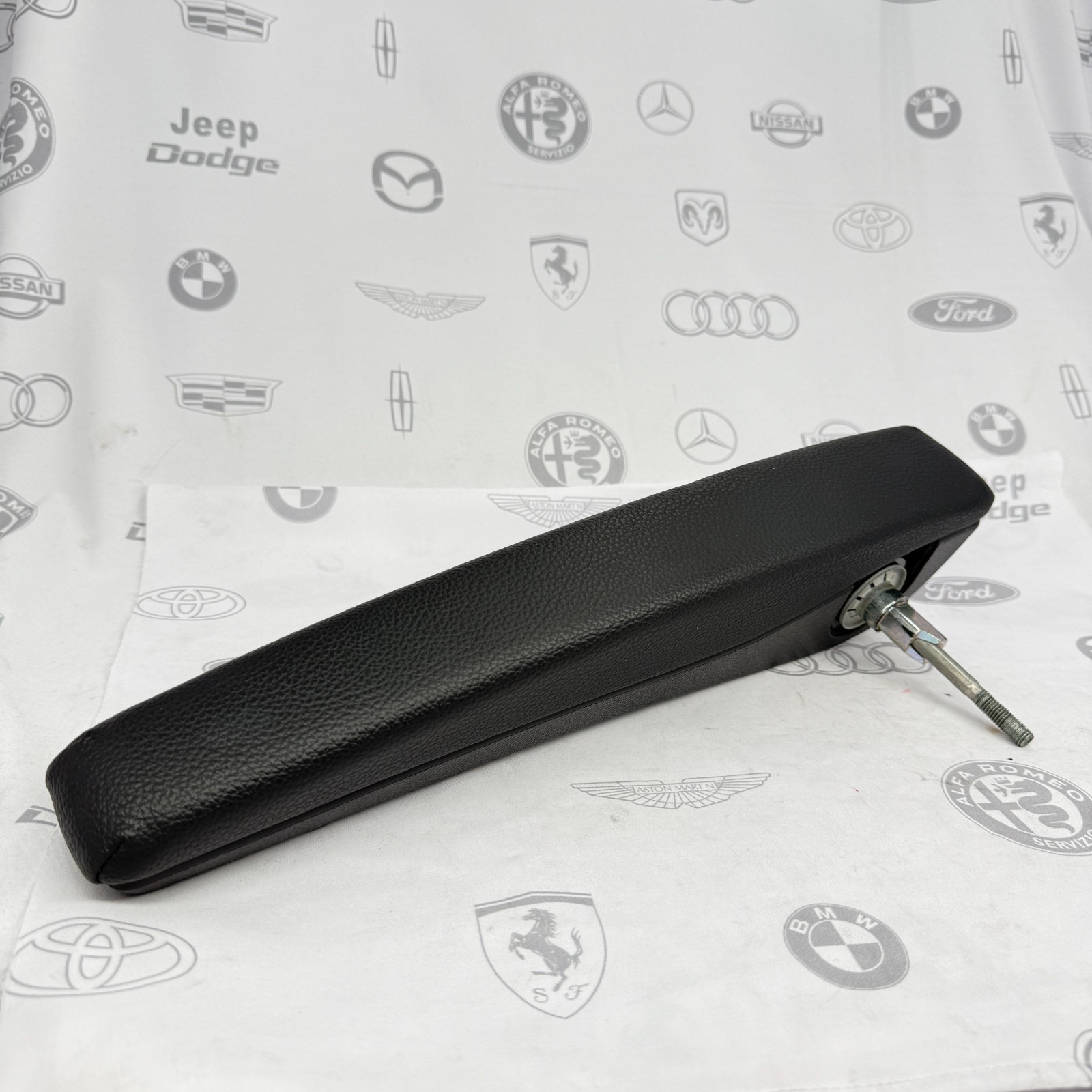 2019-2025 MERCEDES BENZ SPRINTER 2500 W907 W910 RIGHT SEAT ARMREST ARM REST OEM