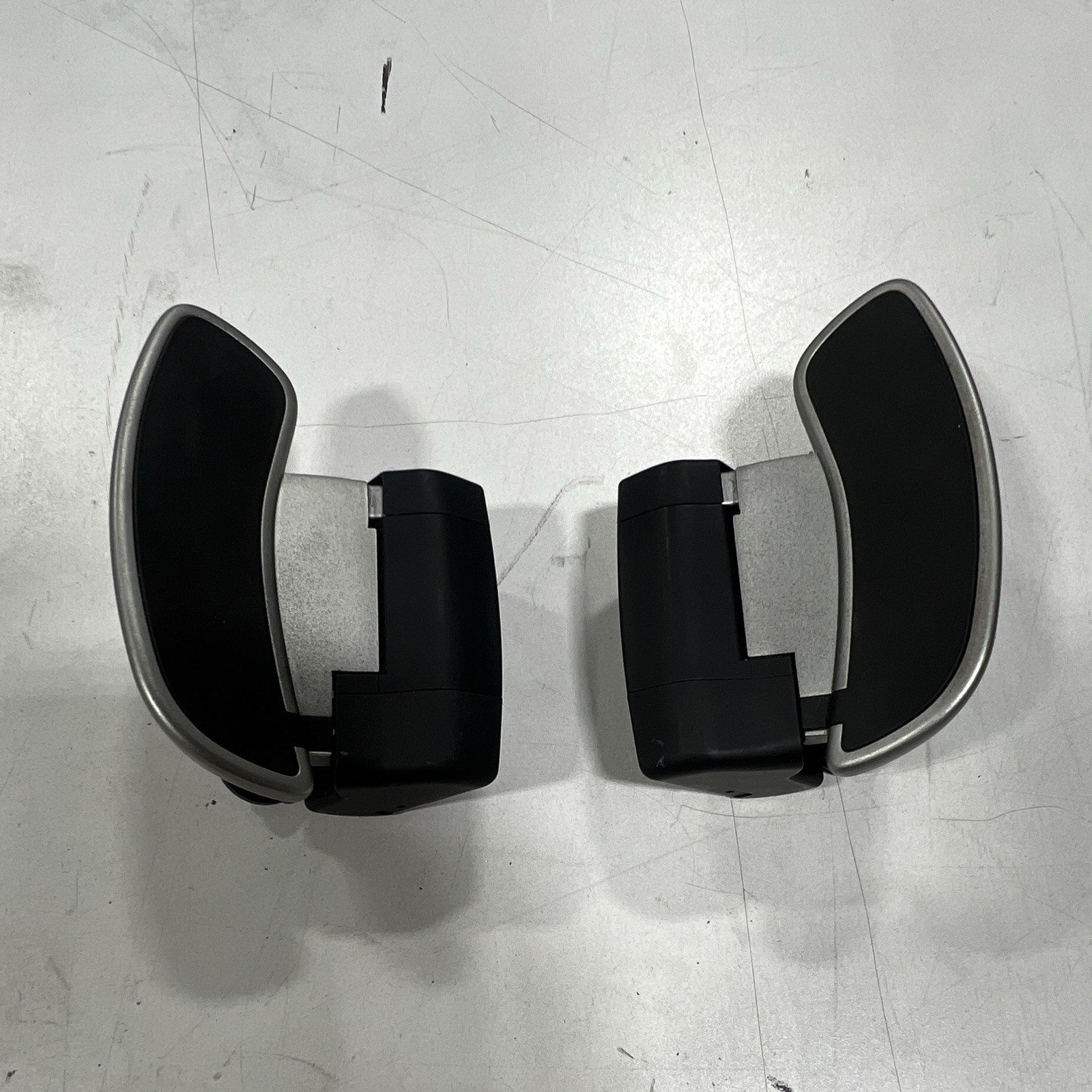 2006-2010 BMW M5 M6 E60 E63 E64 SMG Steering Wheel Paddle Shifter SET L+R