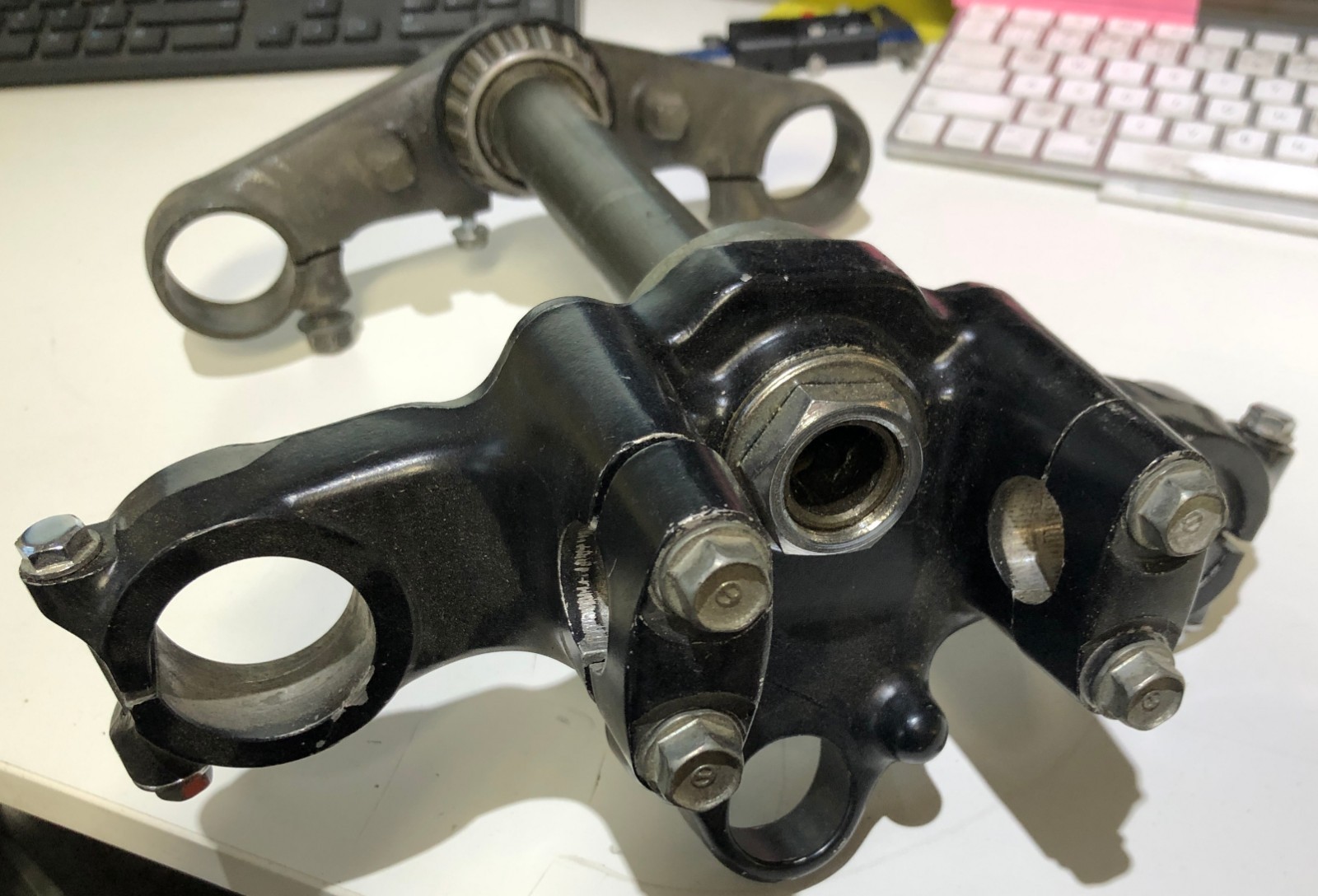 1982 Honda CX500 Turbo CX500TC OEM Complete Front Triple Tree Steering Stem MC7 1982 Honda CX500 Turbo CX500TC OEM Complete Front Triple Tree Steering Stem MC7