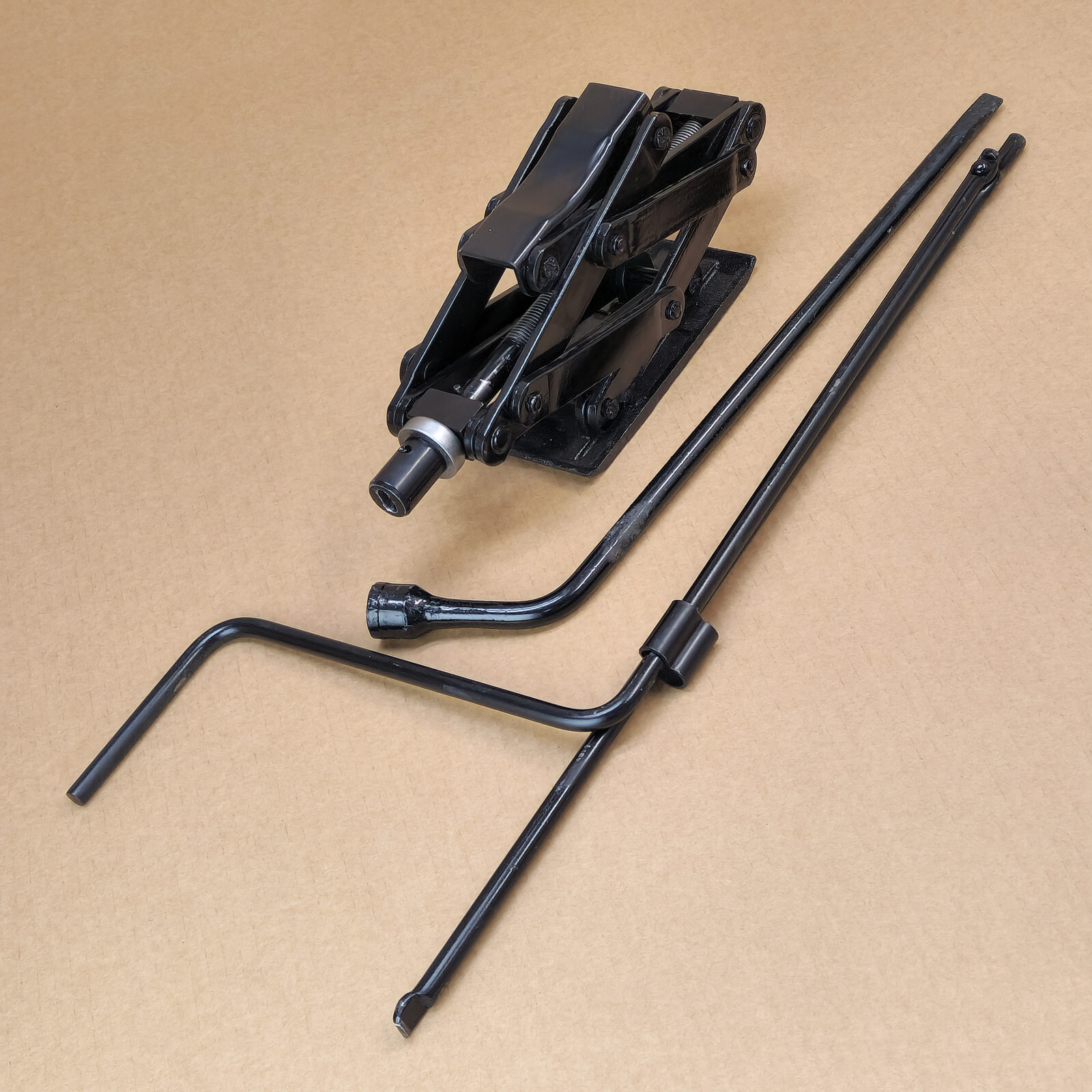 1953-1961 Corvette Scissor Jack SJ4653 with Handle and Lug Wrench NEW