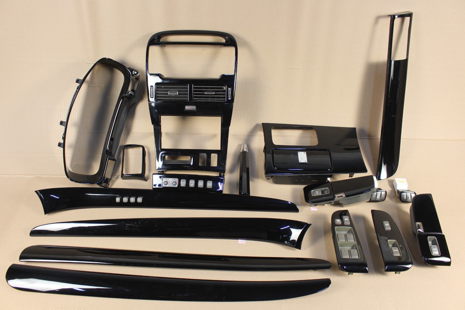Toyota Celsior UCF30-UCF31 Interior Woodgrain Trims Black