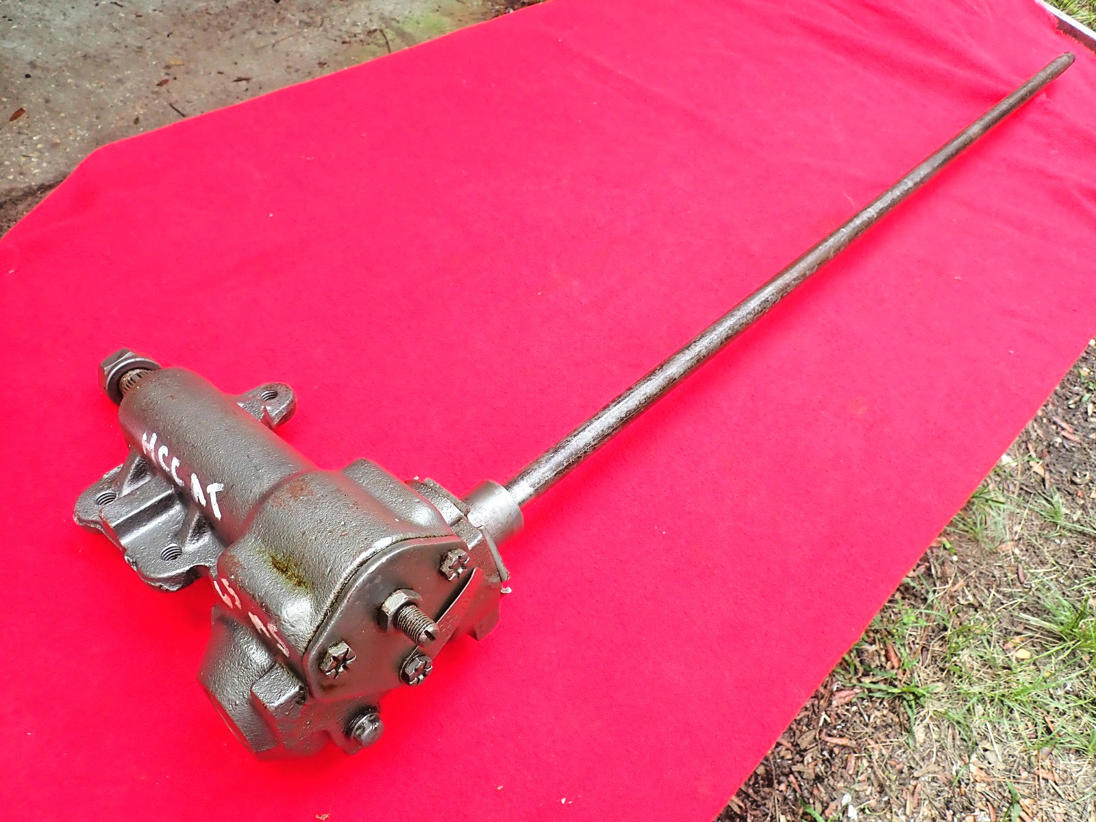 65 66 MUSTANG STEERING GEAR ORIGINAL FORD SMOOTH AND TIGHT M/S CORRECT VINATAGE 65 66 MUSTANG STEERING GEAR ORIGINAL FORD SMOOTH AND TIGHT M/S CORRECT VINATAGE