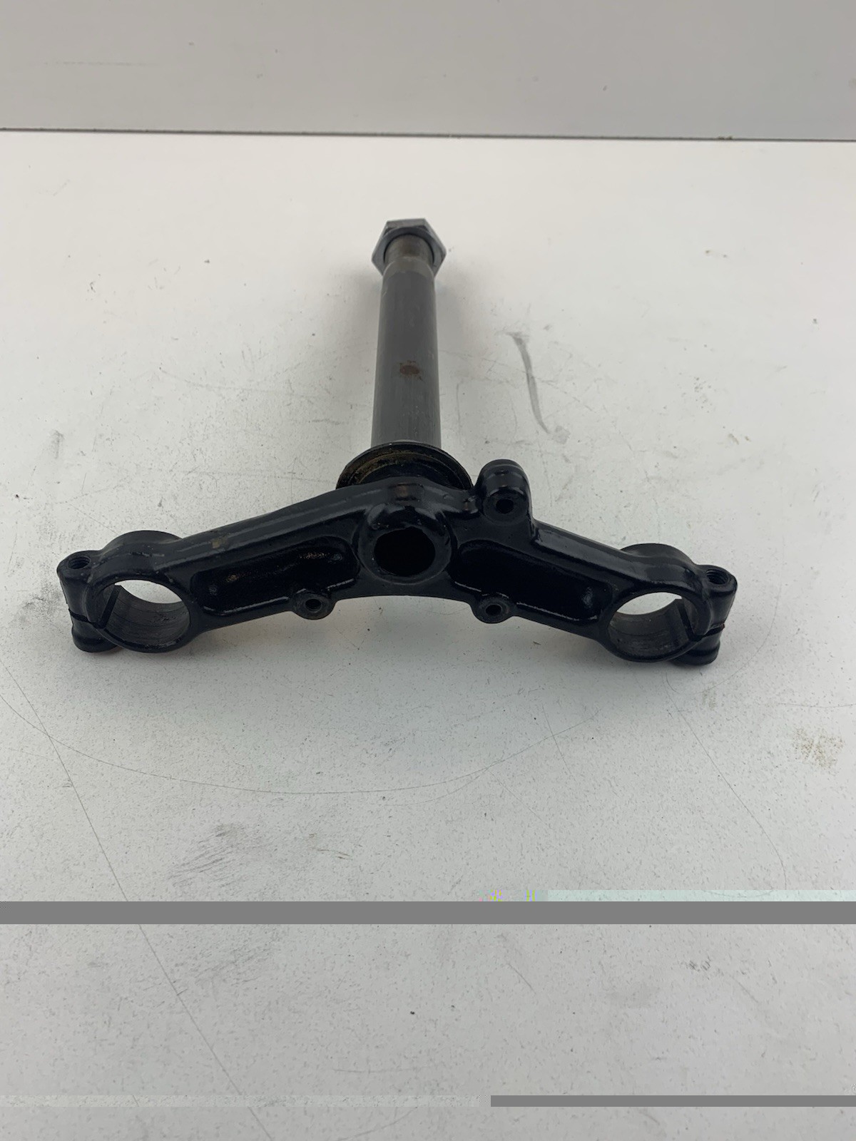 1987 87 HONDA XR100R XR 100R LOWER TRIPLE TREE