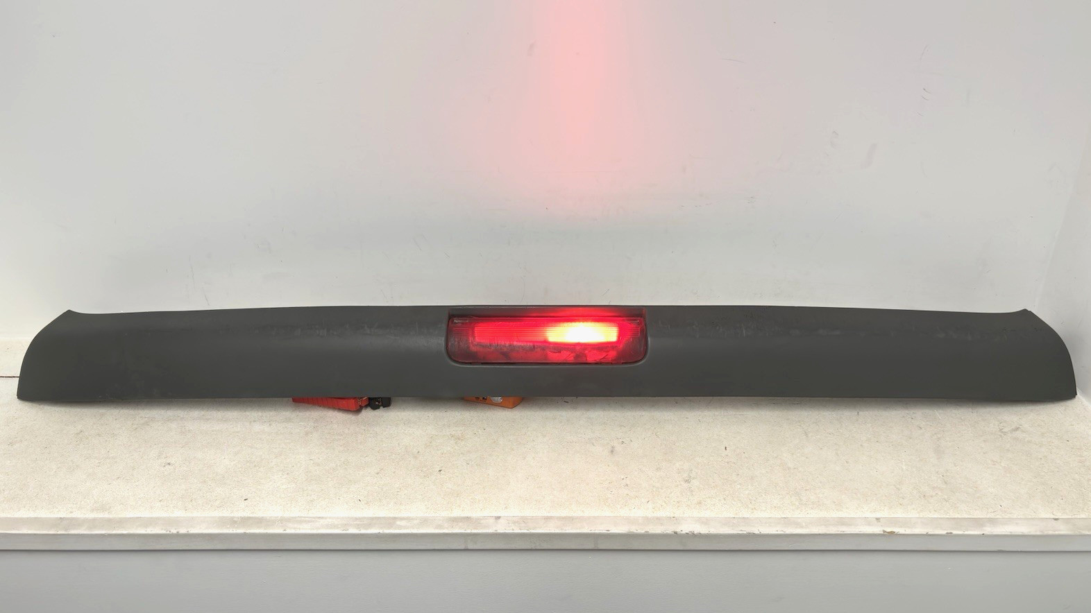 1996-2002 Chevy Express GMC Savana Rear Upper Roof Spoiler Brake Light Trim OEM