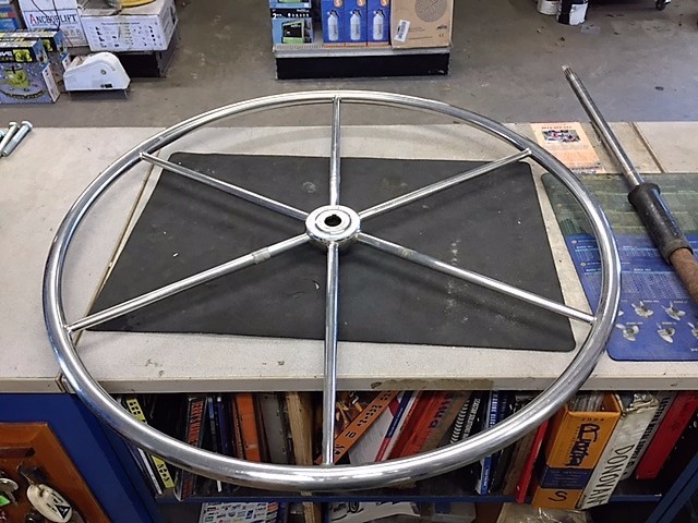 32 INCH YACHTING SPECIALITIES DESTROYER WHEEL 32 INCH YACHTING SPECIALITIES DESTROYER WHEEL