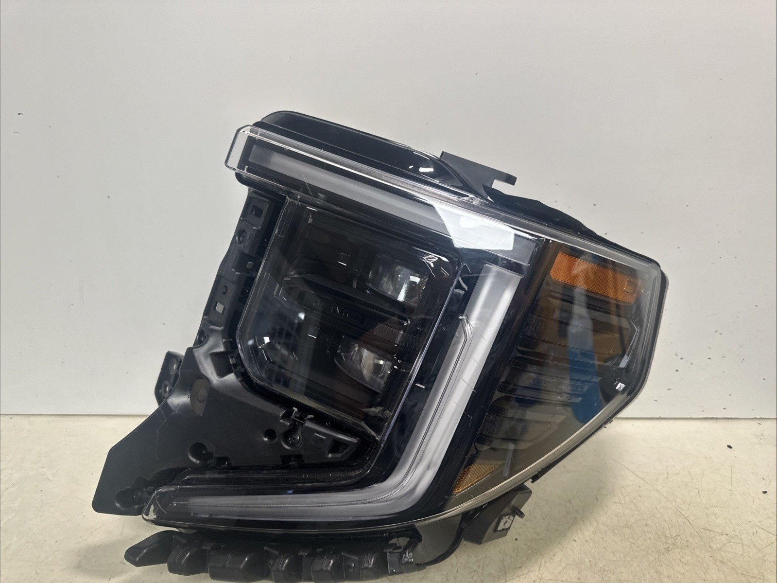 2022 - 2025 GMC Sierra 1500 Driver Left LH Black Trim LED Headlight OEM