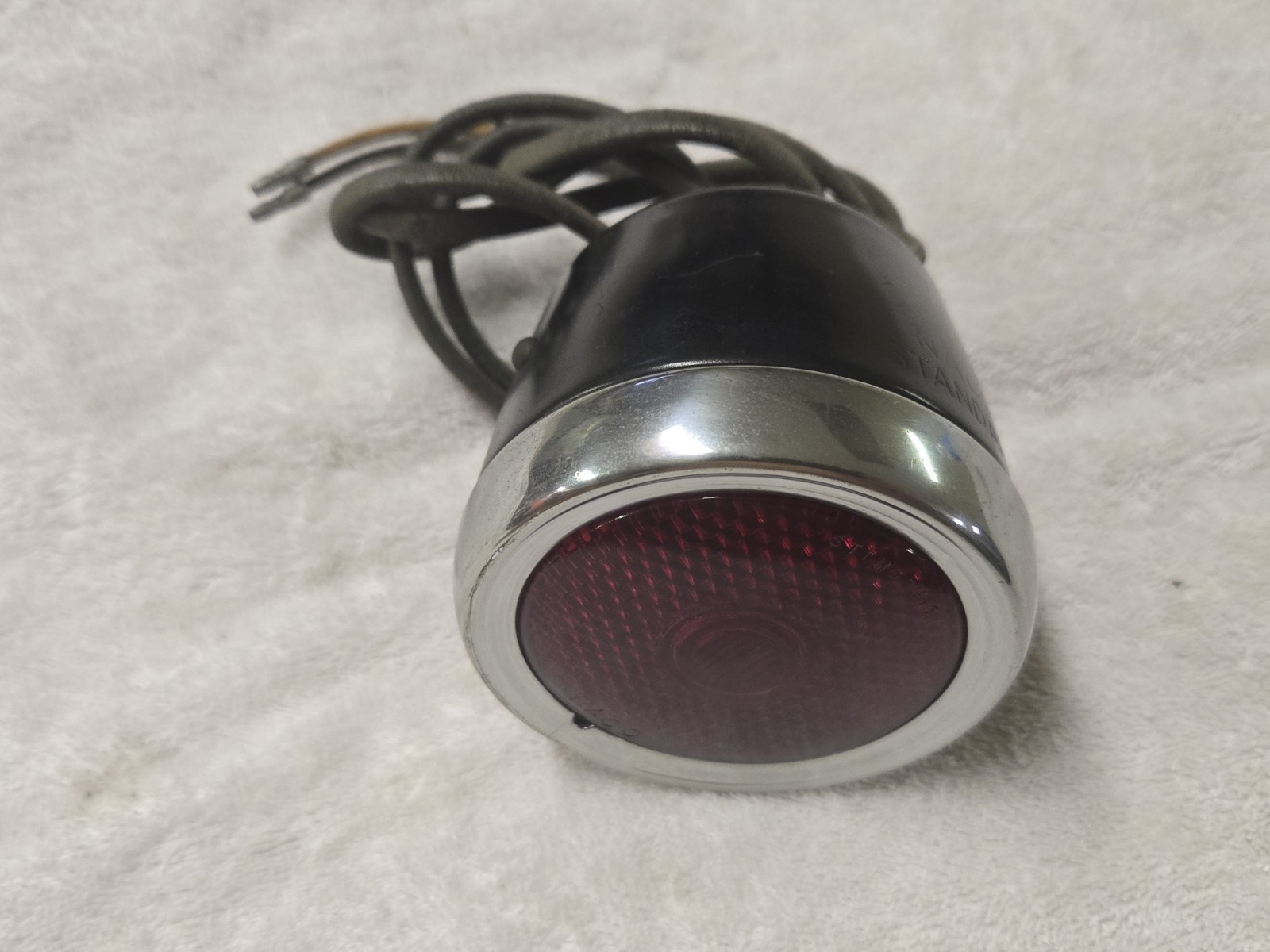 NOS 1948 1949 1950 1951 1952 1955 WILLYS JEEP NACO STANDARD TAILLIGHT STIMSONITE NOS 1948 1949 1950 1951 1952 1955 WILLYS JEEP NACO STANDARD TAILLIGHT STIMSONITE