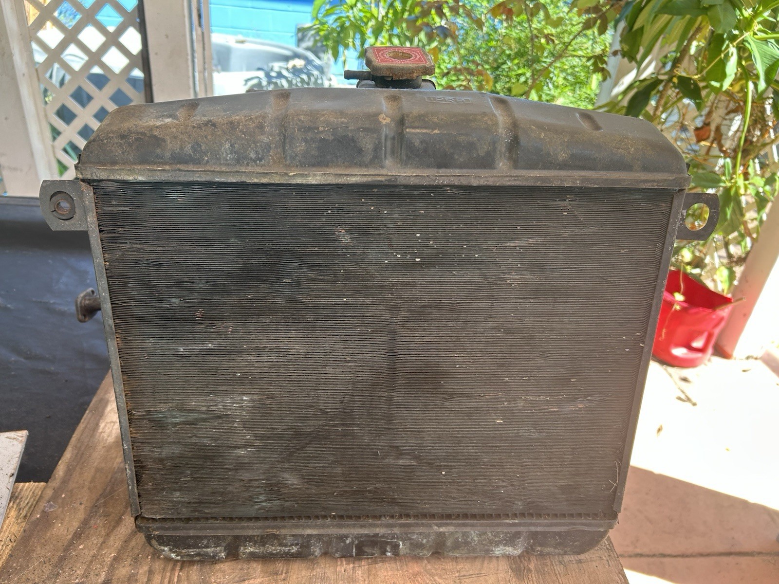 Alfa Romeo Spider Radiator 1983-1989 Original Nice Warranty Alfa Romeo Spider Radiator 1983-1989 Original Nice Warranty