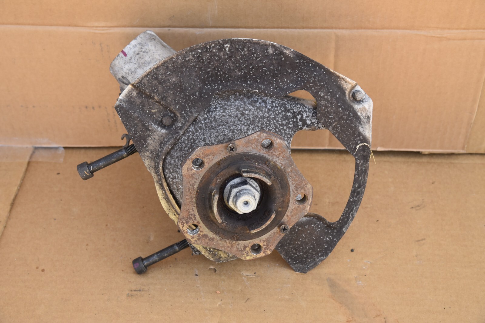 12-24 Porsche 911 Cayman Boxster Front Right Suspension Knuckle Wheel Carrier 12-24 Porsche 911 Cayman Boxster Front Right Suspension Knuckle Wheel Carrier