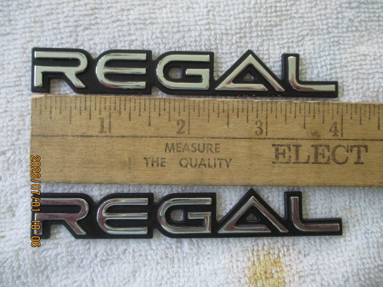 2 NOS 1984-1987 BUICK REGAL PLASTIC STICK REAR QUARTER PANEL EMBLEMS 2 NOS 1984-1987 BUICK REGAL PLASTIC STICK REAR QUARTER PANEL EMBLEMS