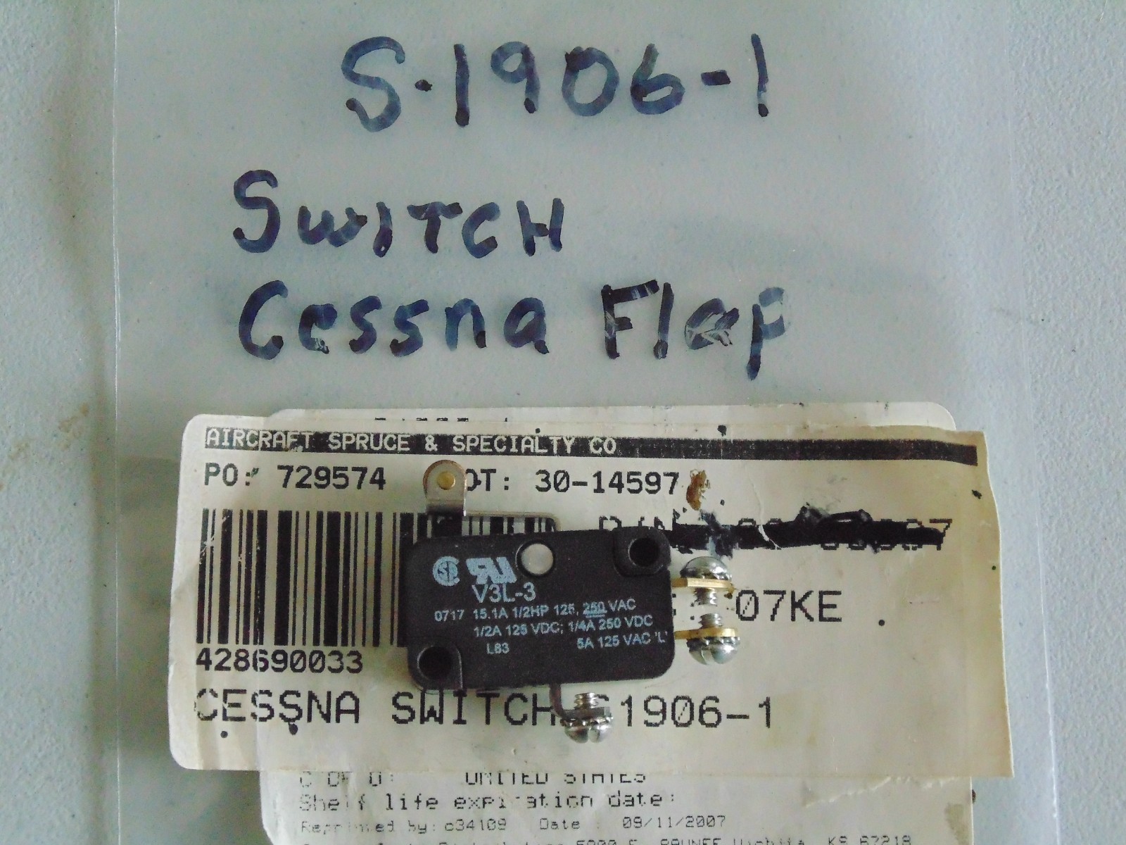S 1906-1 Switch, Cessna, Wing Flap