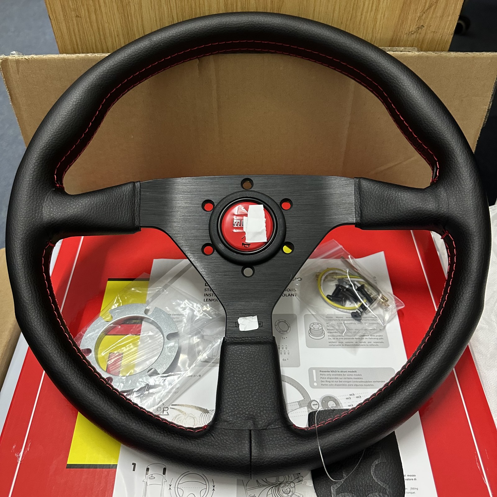 MOMO MonteCarlo 340mm 14' Genuine Leather Thickened Spoke Sport Steering Wheel MOMO MonteCarlo 340mm 14' Genuine Leather Thickened Spoke Sport Steering Wheel