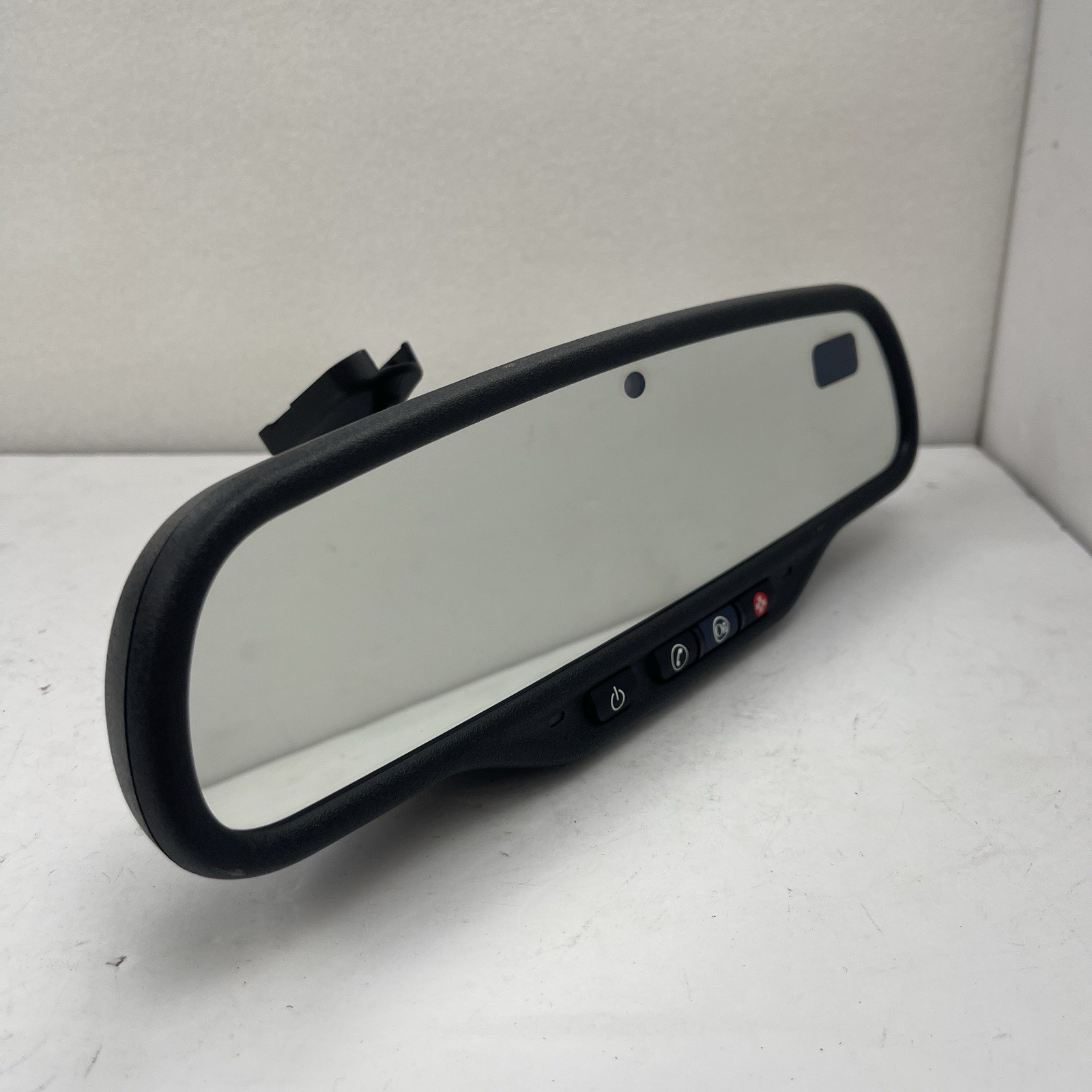 07 10 13 Sierra Yukon Silverado On star Auto Dim Rearview Mirror OEM 025898 07 10 13 Sierra Yukon Silverado On star Auto Dim Rearview Mirror OEM 025898