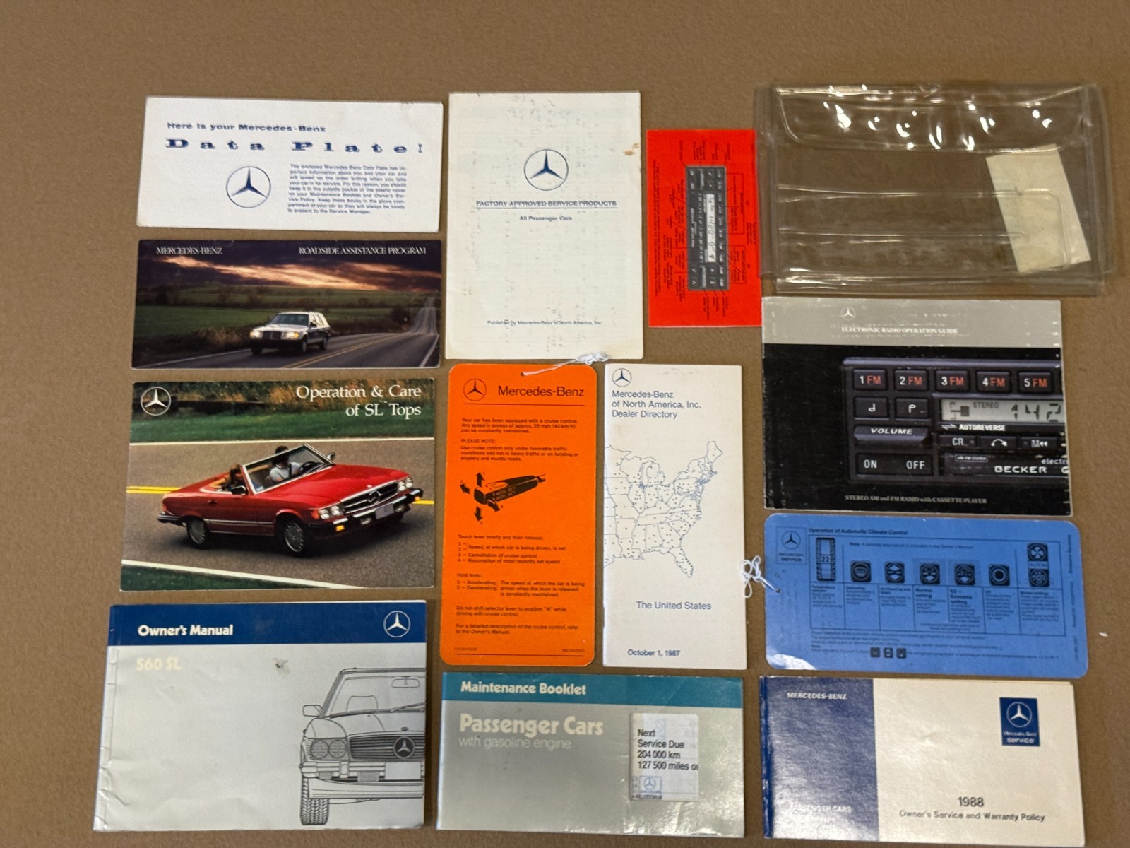 1988 Mercedes-Benz 560SL Owner’s Manual Literature Set R107 Original rare