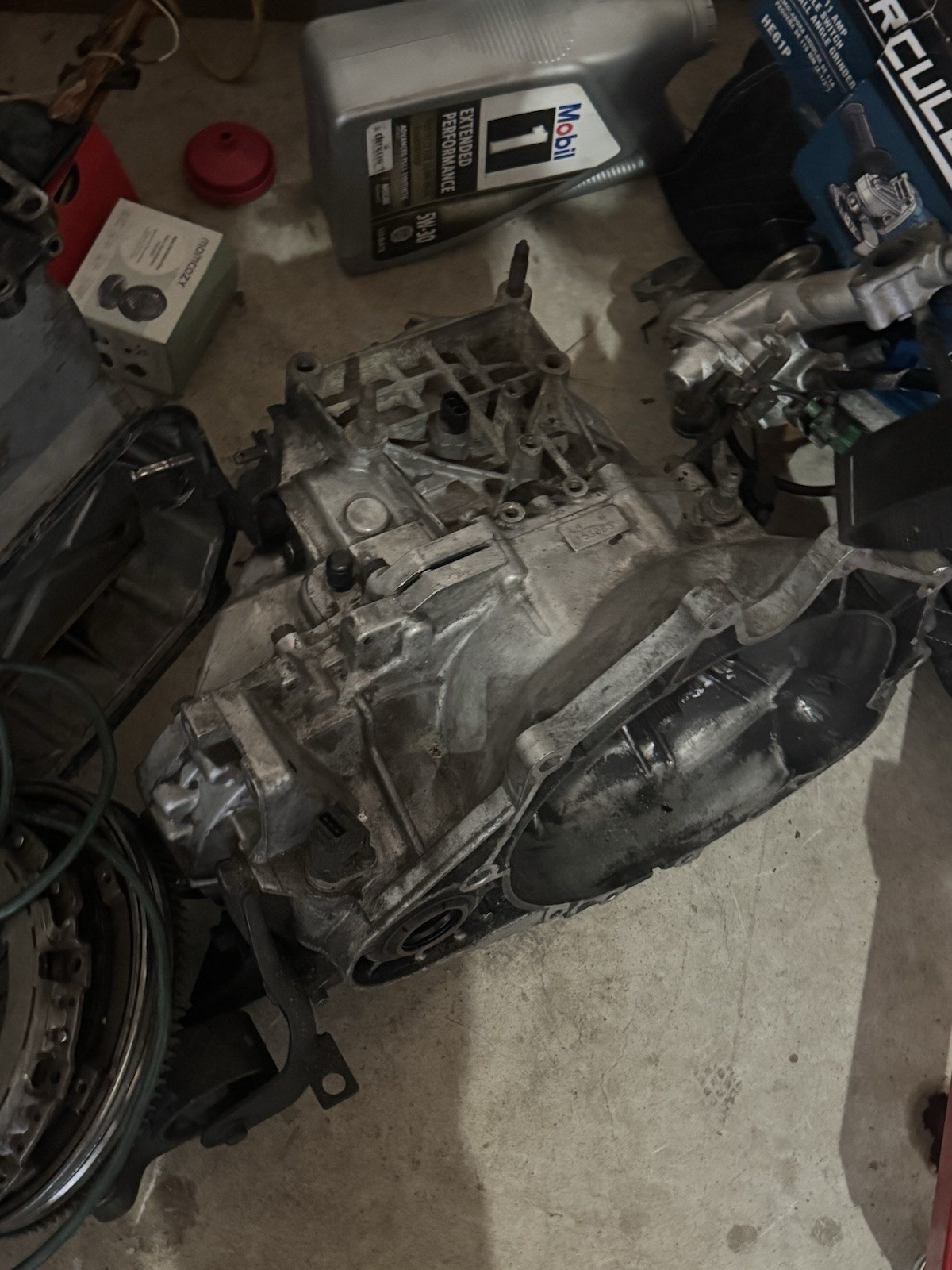 2005 Tiburon GT Transaxle/Transmission 5 Speed
