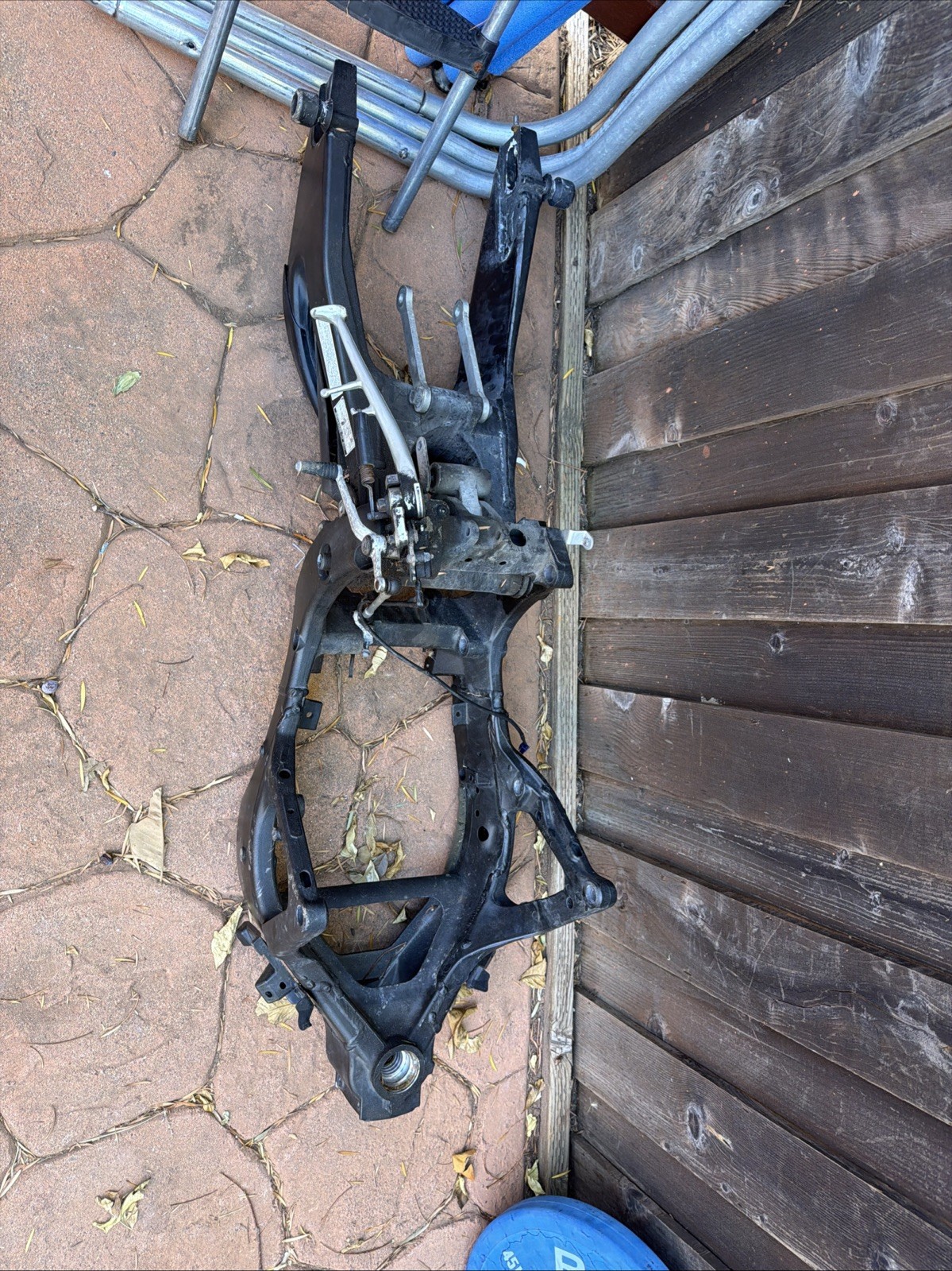 06-07 2006 2007 Yamaha Yzf R6 R6r R6v Main Frame Chassis BOS And Swing Arm 