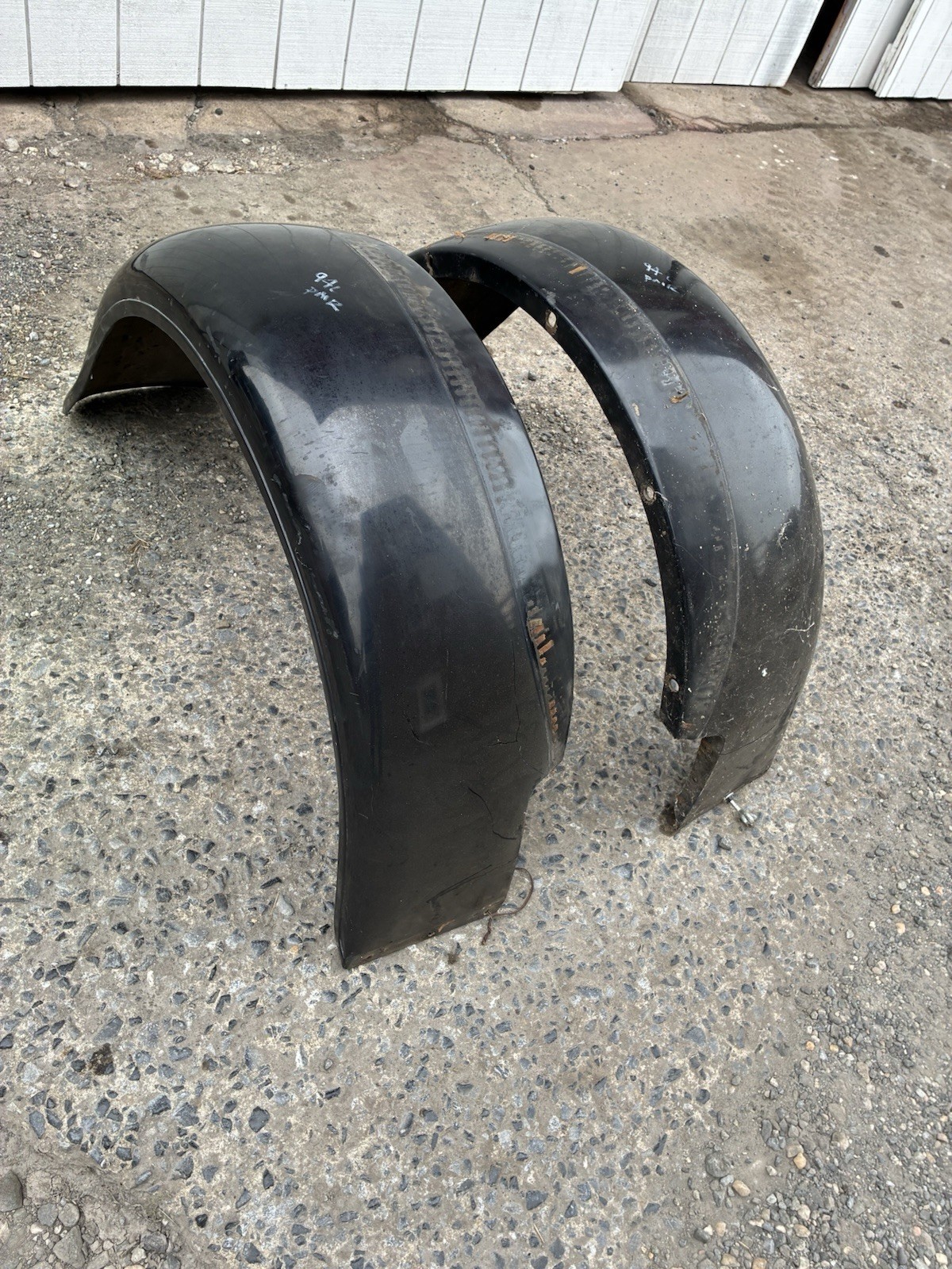 1928 1929 Ford Model A Coupe Roadster Cabriolet Rear Fenders Fiberglass Pair