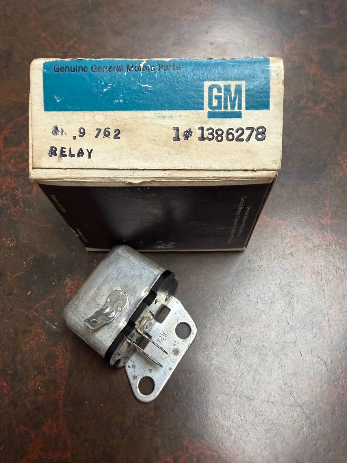 NOS  1967-1969 Corvette, 1967 Chevelle, 1968-1969 Nova Relay Switch 1386278 GM