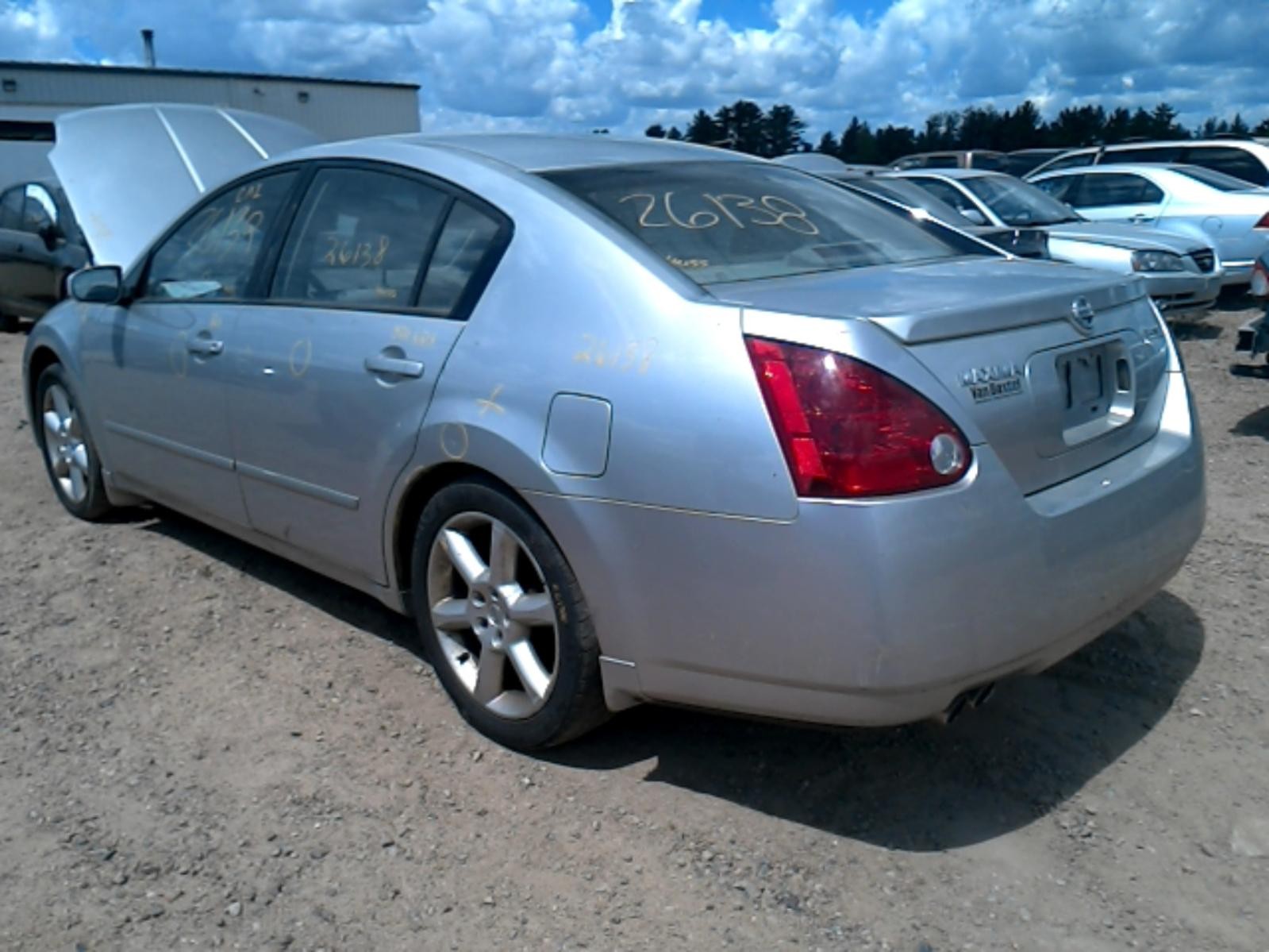 Used Cornering Light Assembly fits: 2005 Nissan Maxima Cornering side bumper mou