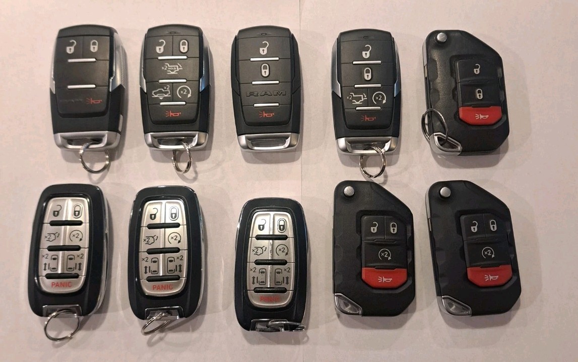LOT OF 10 Jeep Ram TRX Chrysler 4 button OEM Smart Key Fob Remotes KEY FOB LOT LOT OF 10 Jeep Ram TRX Chrysler 4 button OEM Smart Key Fob Remotes KEY FOB LOT