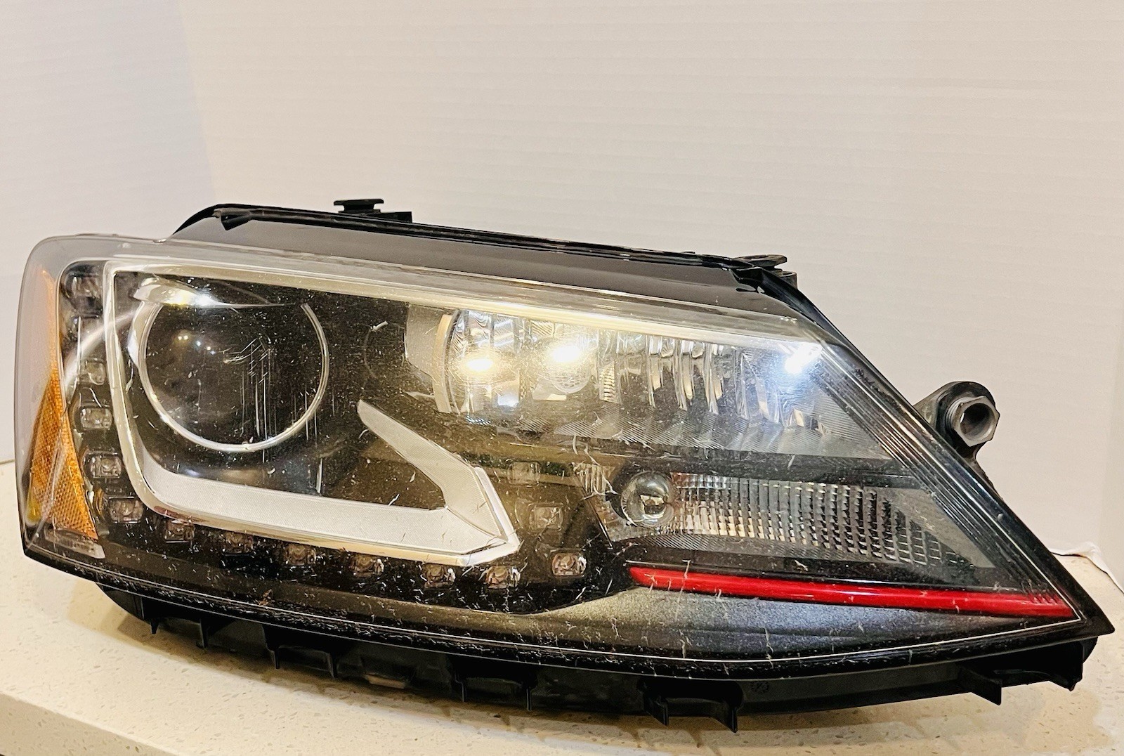 15-16 VW Jetta GLI Right Front AFS Xenon HID Headlight Head Light Lamp AS IS 15-16 VW Jetta GLI Right Front AFS Xenon HID Headlight Head Light Lamp AS IS