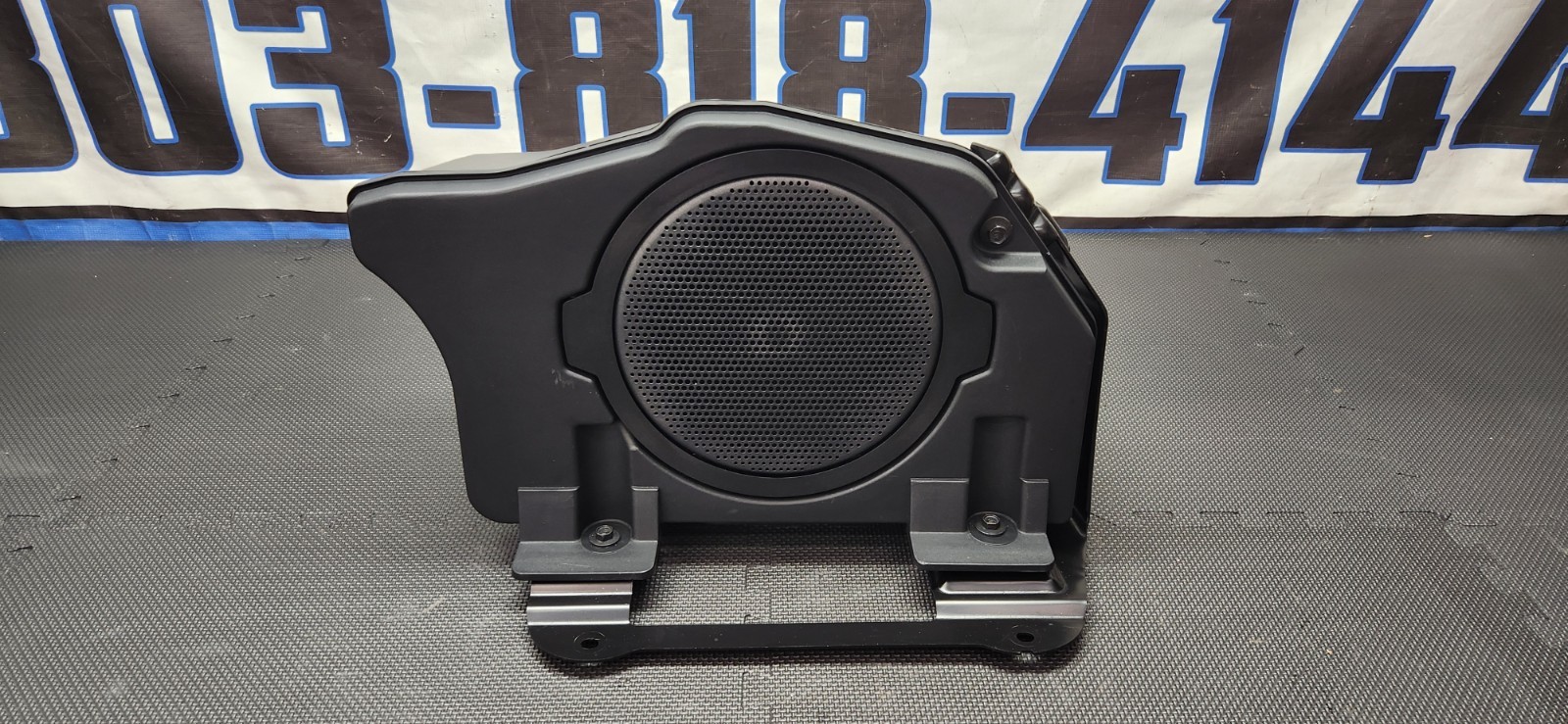 2018-2023 Ford Mustang GT Rear Subwoofer Speaker OEM 2018-2023 Ford Mustang GT Rear Subwoofer Speaker OEM