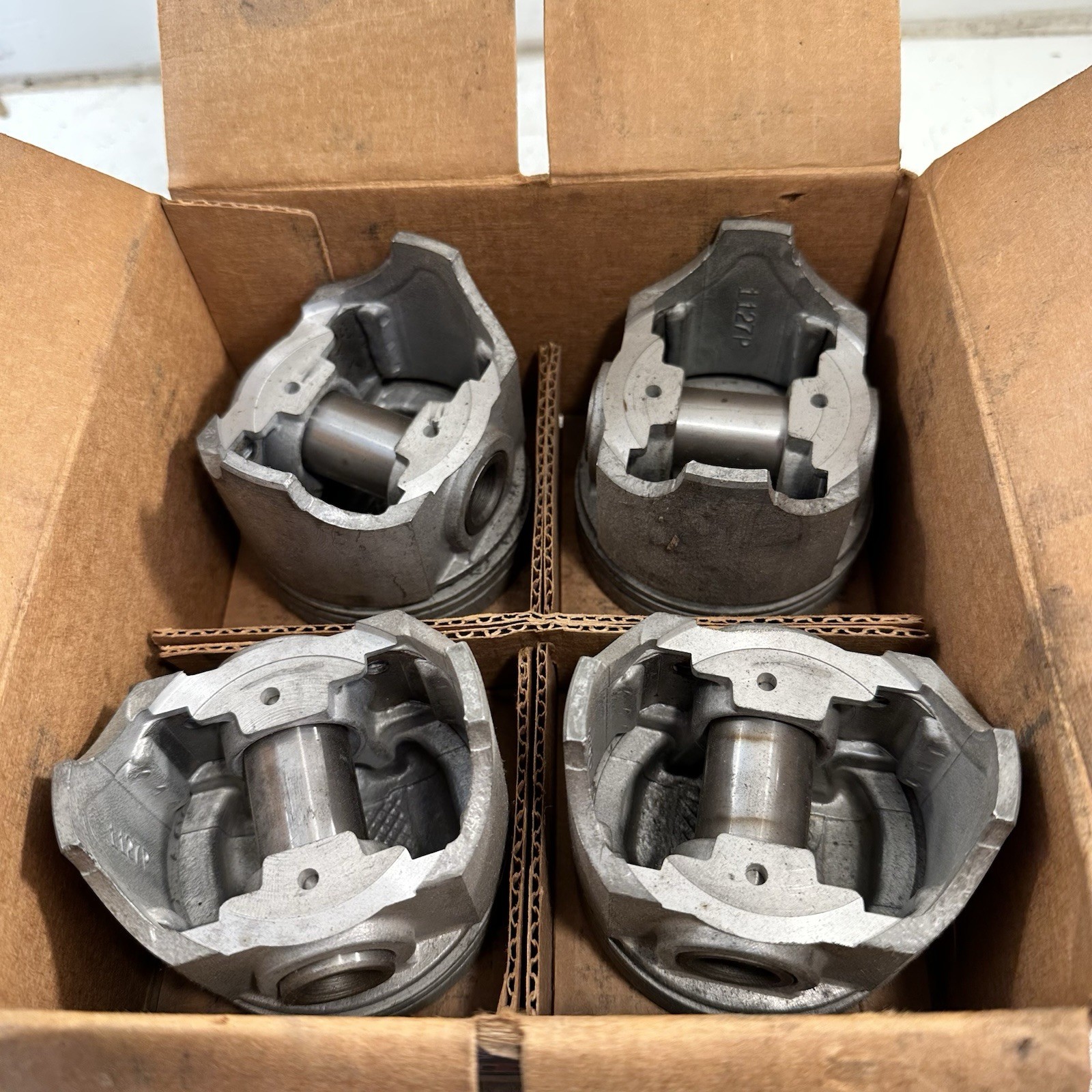 4-Vintage New USA MADE Ertel 1127P Chevy Engine Pistons .030 3.2283” 82MM Bore 4-Vintage New USA MADE Ertel 1127P Chevy Engine Pistons .030 3.2283” 82MM Bore
