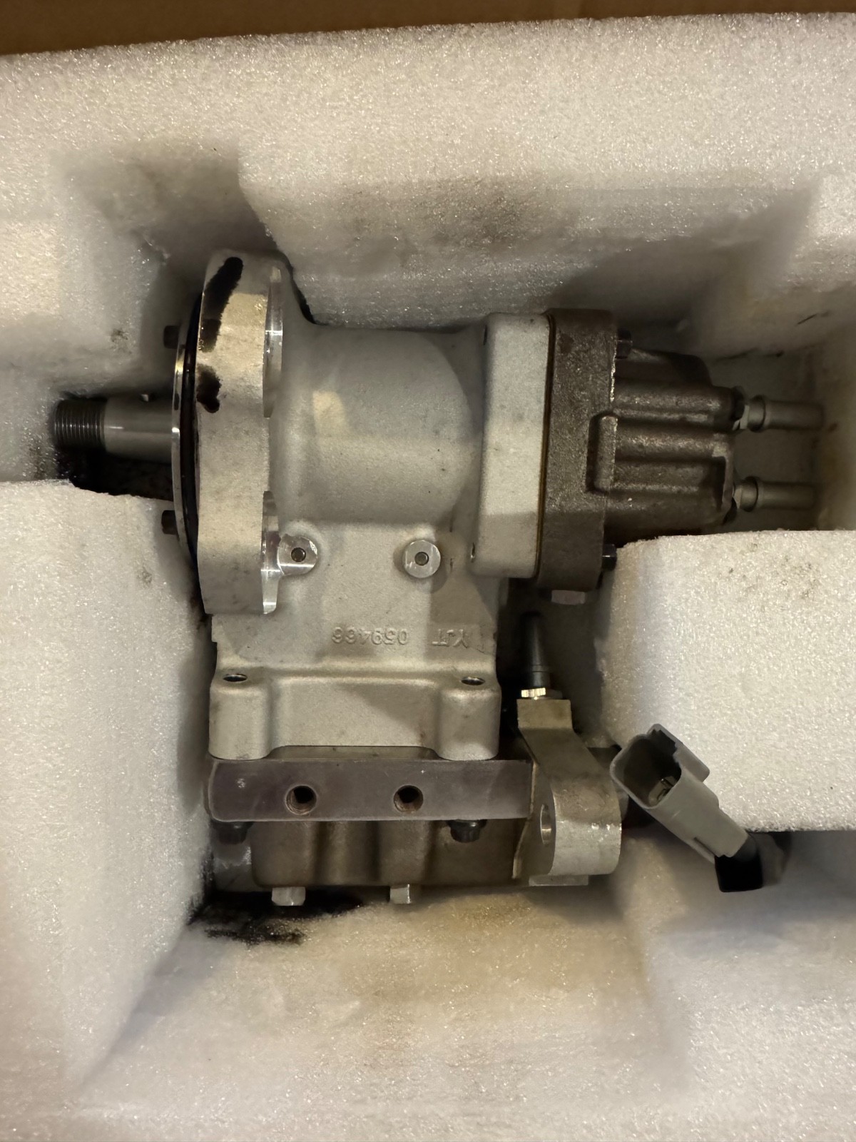 Fuel Injection Pump for Cummins 6L ISLe 4954314 4954315 3973228 2872667 4088866 Fuel Injection Pump for Cummins 6L ISLe 4954314 4954315 3973228 2872667 4088866