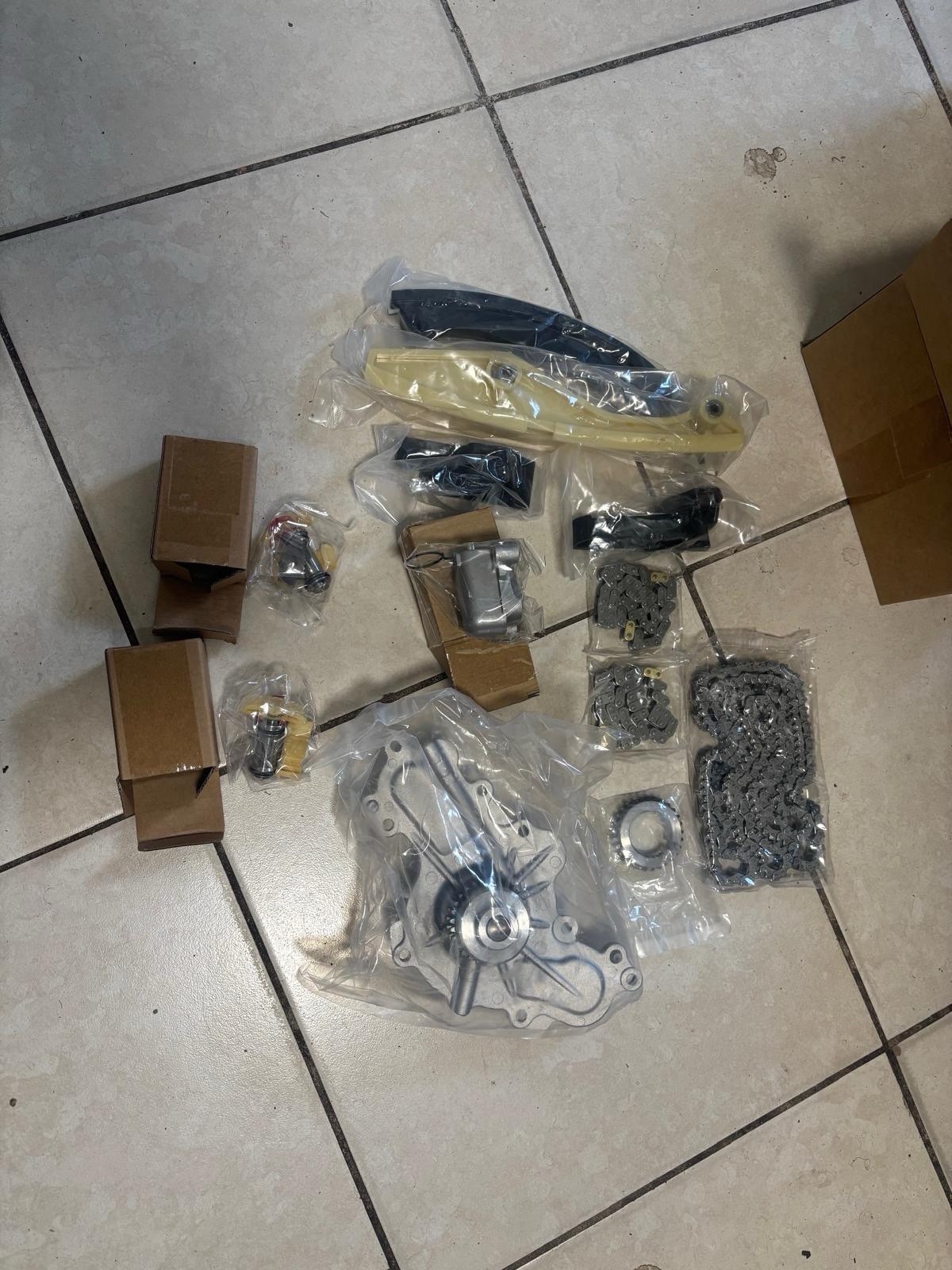 New Timing Chain And Component Set(Kit) With Water Pump For Ford Lincoln