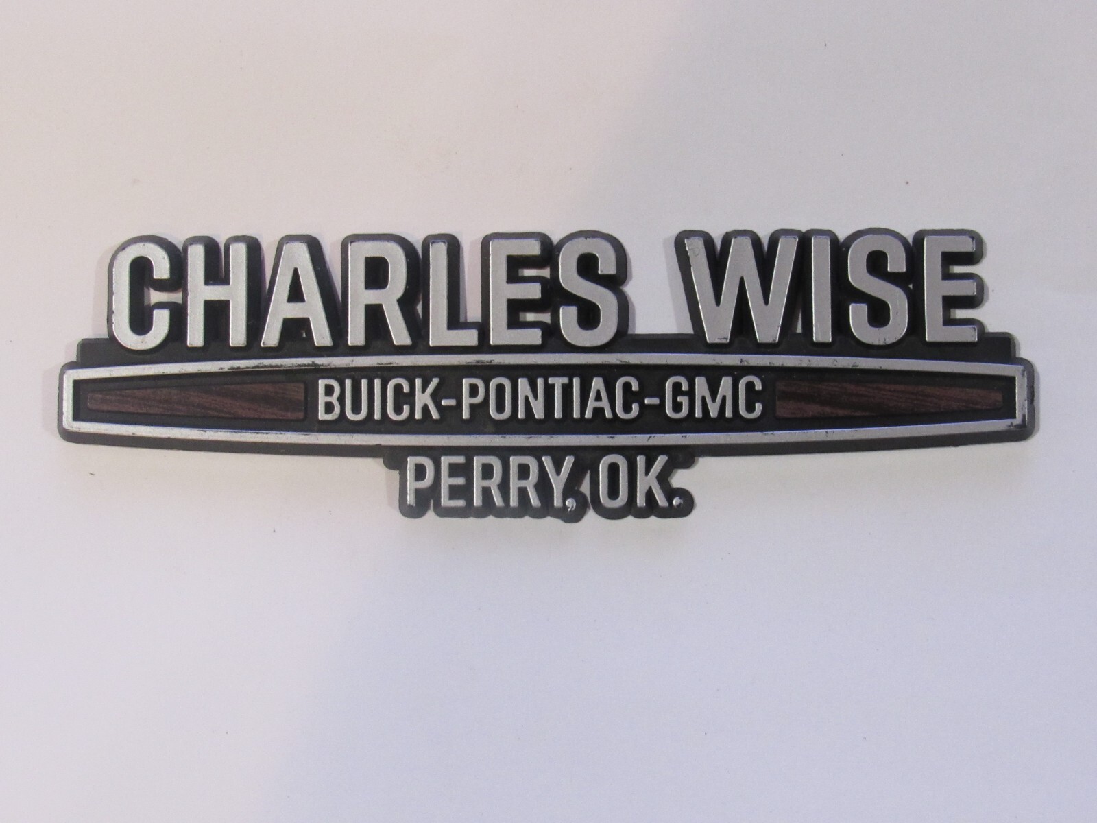 Vintage Charles Wise Pontiac Perry Oklahoma Plastic Dealer Badge Emblem Tag OK Vintage Charles Wise Pontiac Perry Oklahoma Plastic Dealer Badge Emblem Tag OK