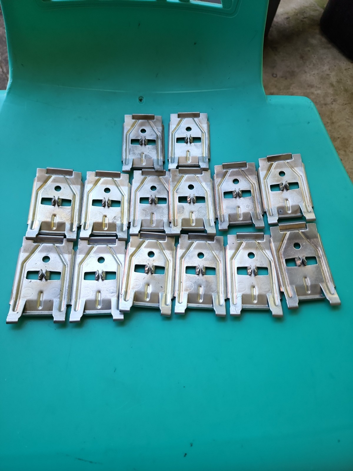 LATE 1950\'S Chevrolet Oldsmobile Rocker Moulding Clips NORS Set Of 14 LATE 1950\'S Chevrolet Oldsmobile Rocker Moulding Clips NORS Set Of 14