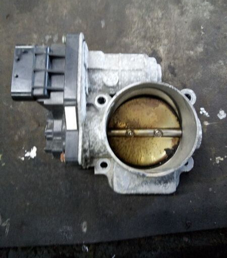 2004 Pontiac Grand Prix Throttle Body Valve Assembly Oem