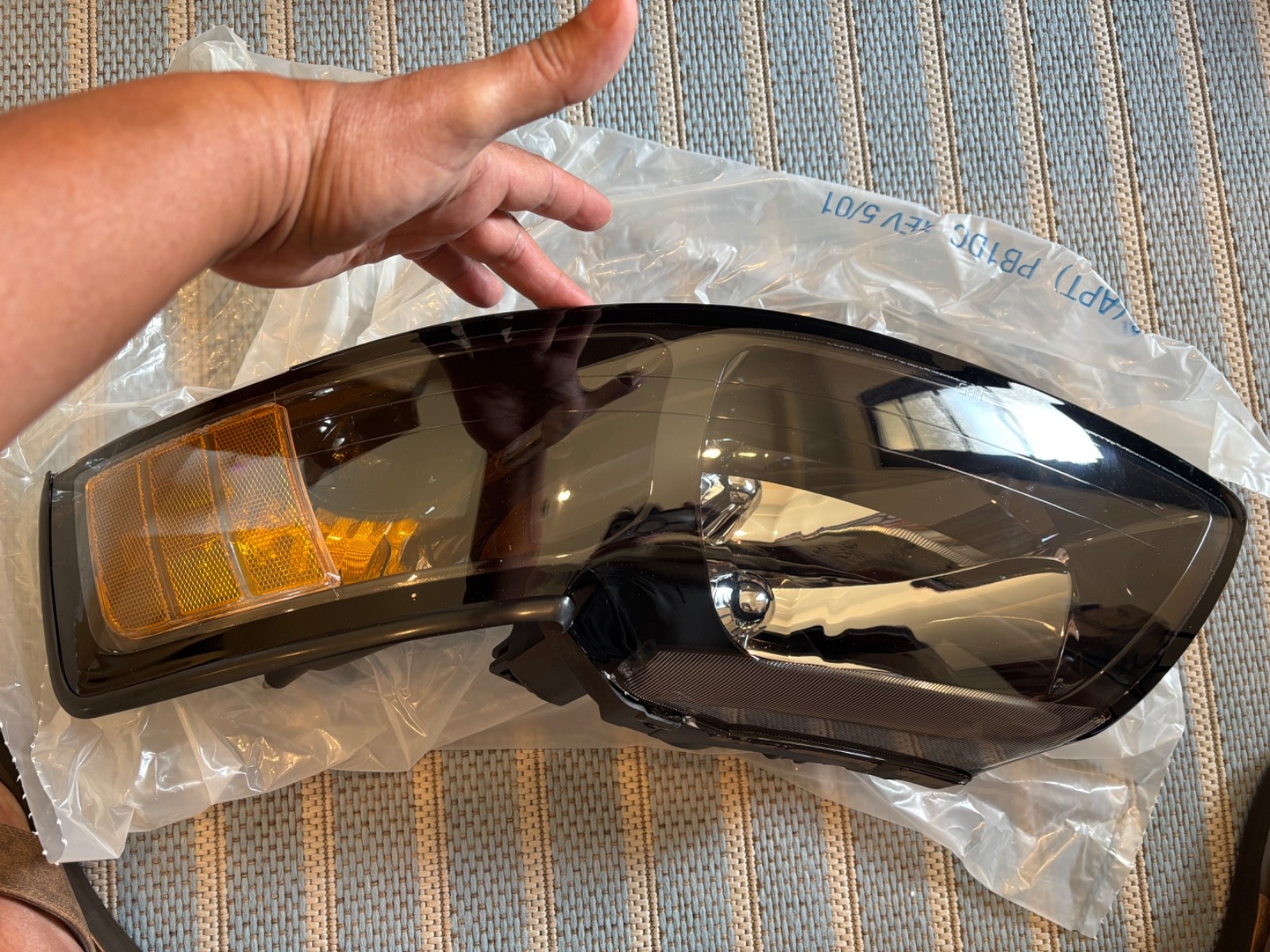 NOS OEM Ford 2003 2004 Mustang Headlights Headlamps Cobra Terminator
