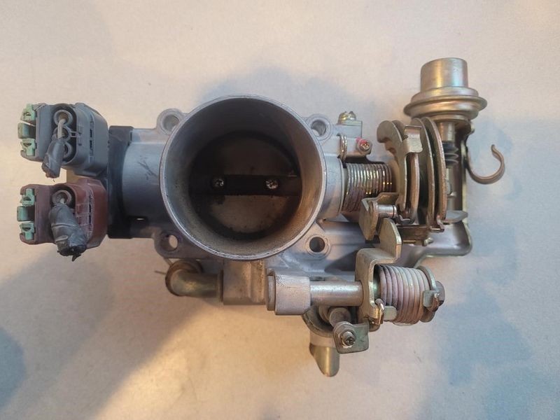 1999-2004 Nissan Frontier Throttle Body Assembly OEM