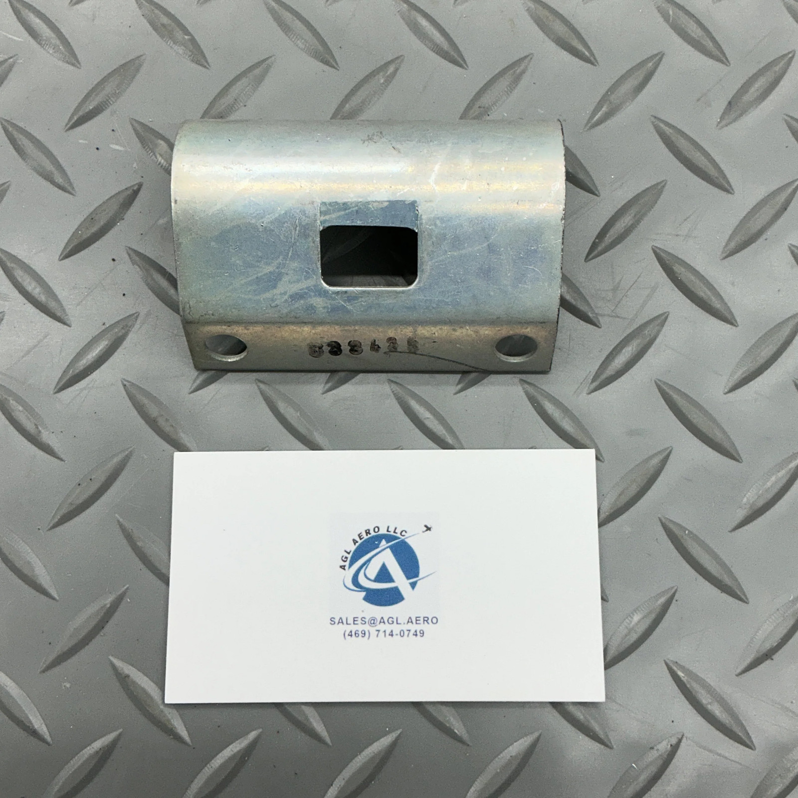 P/N: 633435 TCM Bracket - Balance Tube (NE)