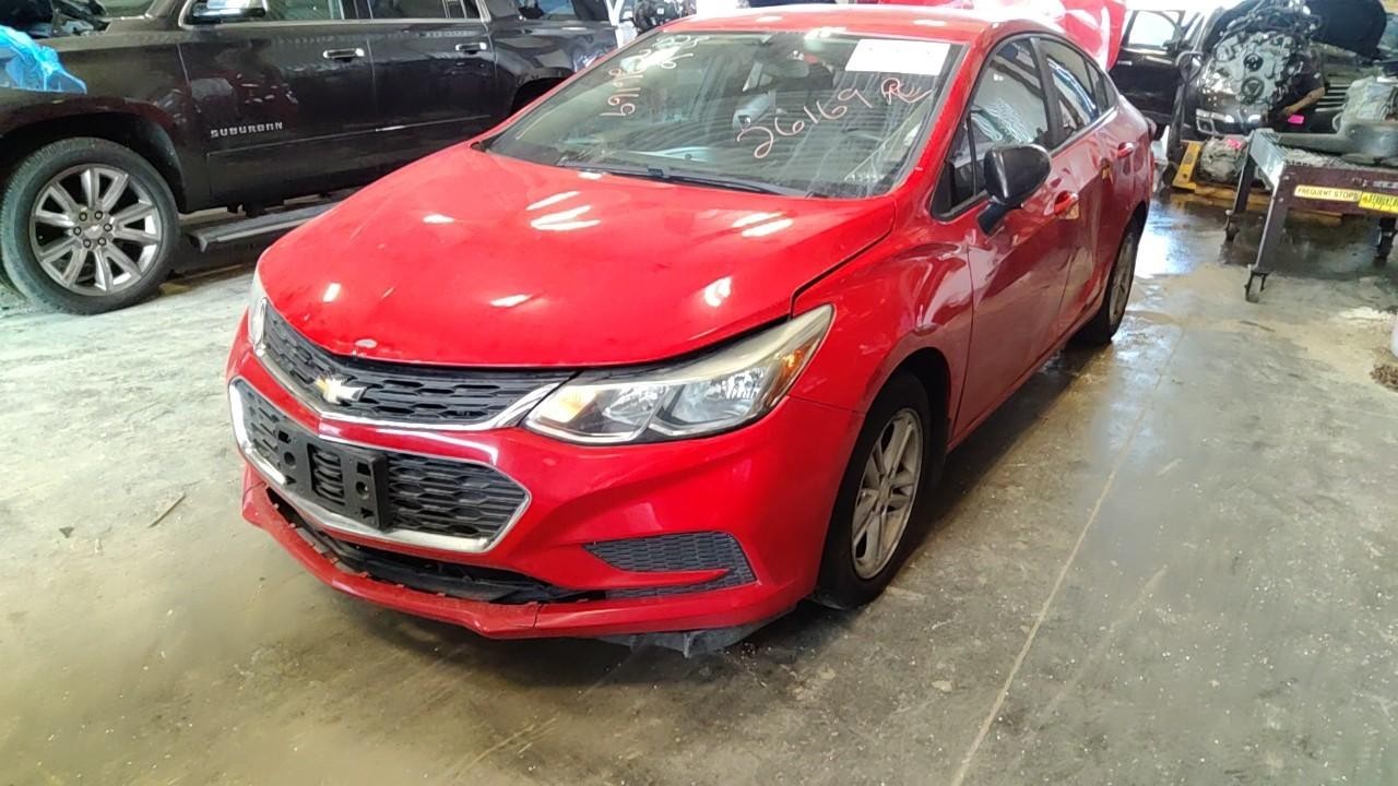 Used Front Left Door Vent Glass Front fits: 2017 Chevrolet Cruze VIN B 4th digit