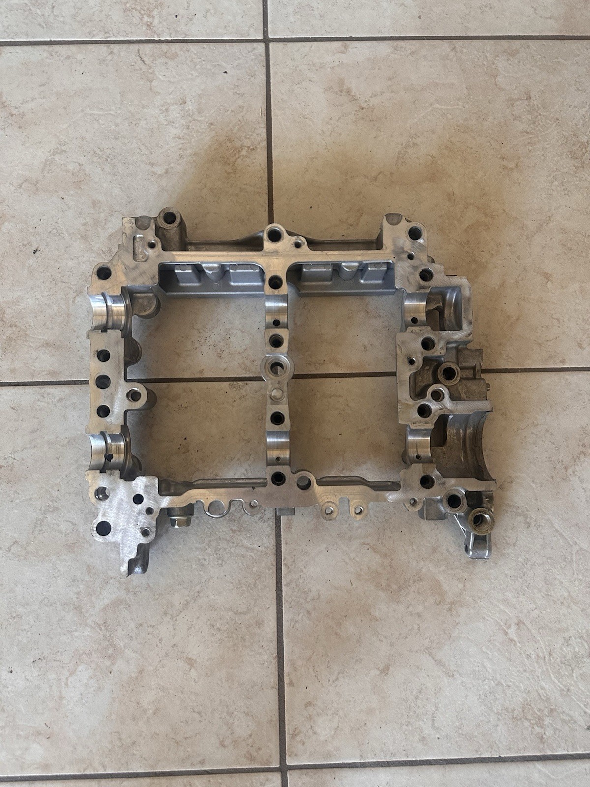 2013-2020 Subaru BRZ Camshaft Right Carrier Housing Block Head Assembly 13114AA0