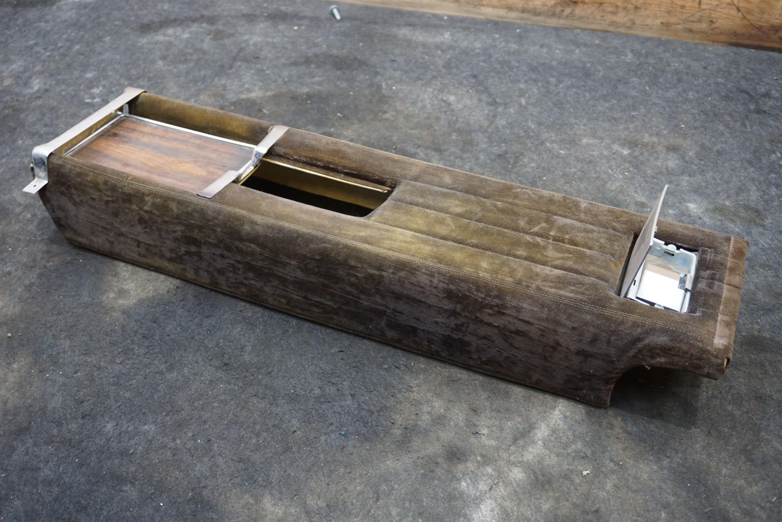 Center Console Assembly Ash Tray Brown OEM Lotus Elite Eclat 1975-82 *Note*