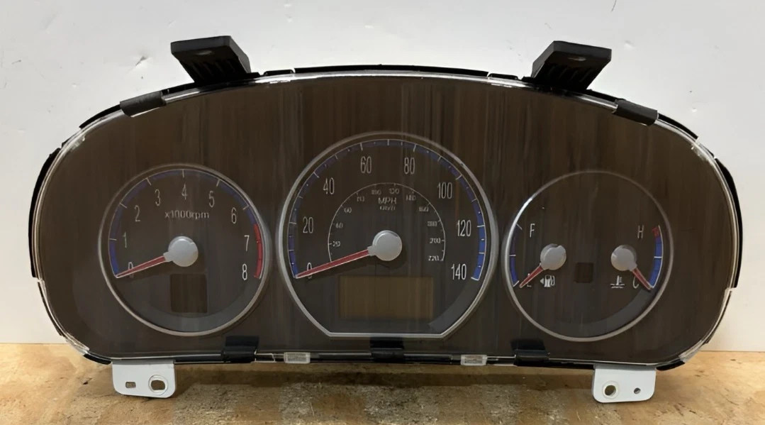 2007-2008 Hyundai Santa Fe Speedometer Cluster OEM