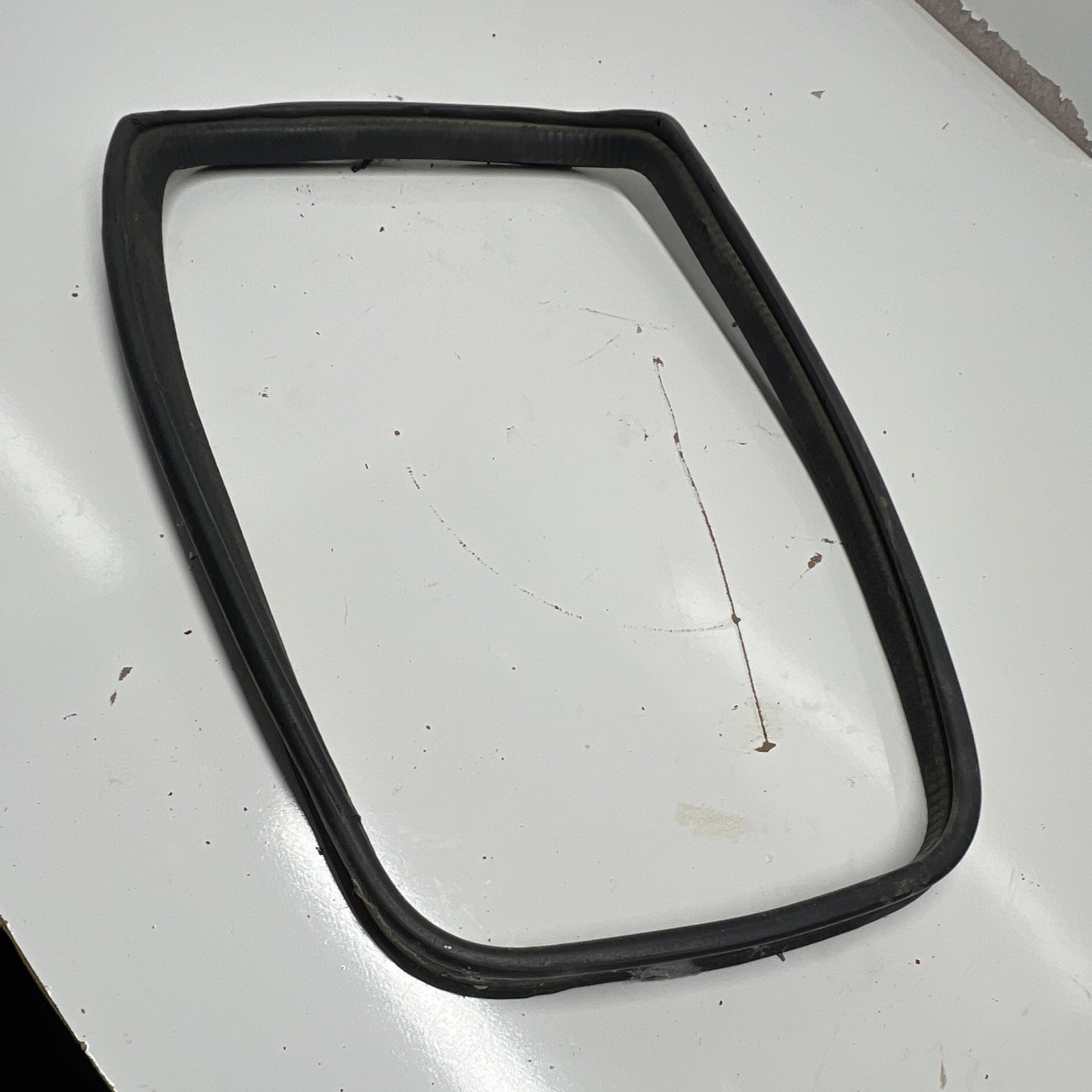 1986-1997 Nissan Hardbody D21 Rear Quarter Window Seal Set 1986-1997 Nissan Hardbody D21 Rear Quarter Window Seal Set