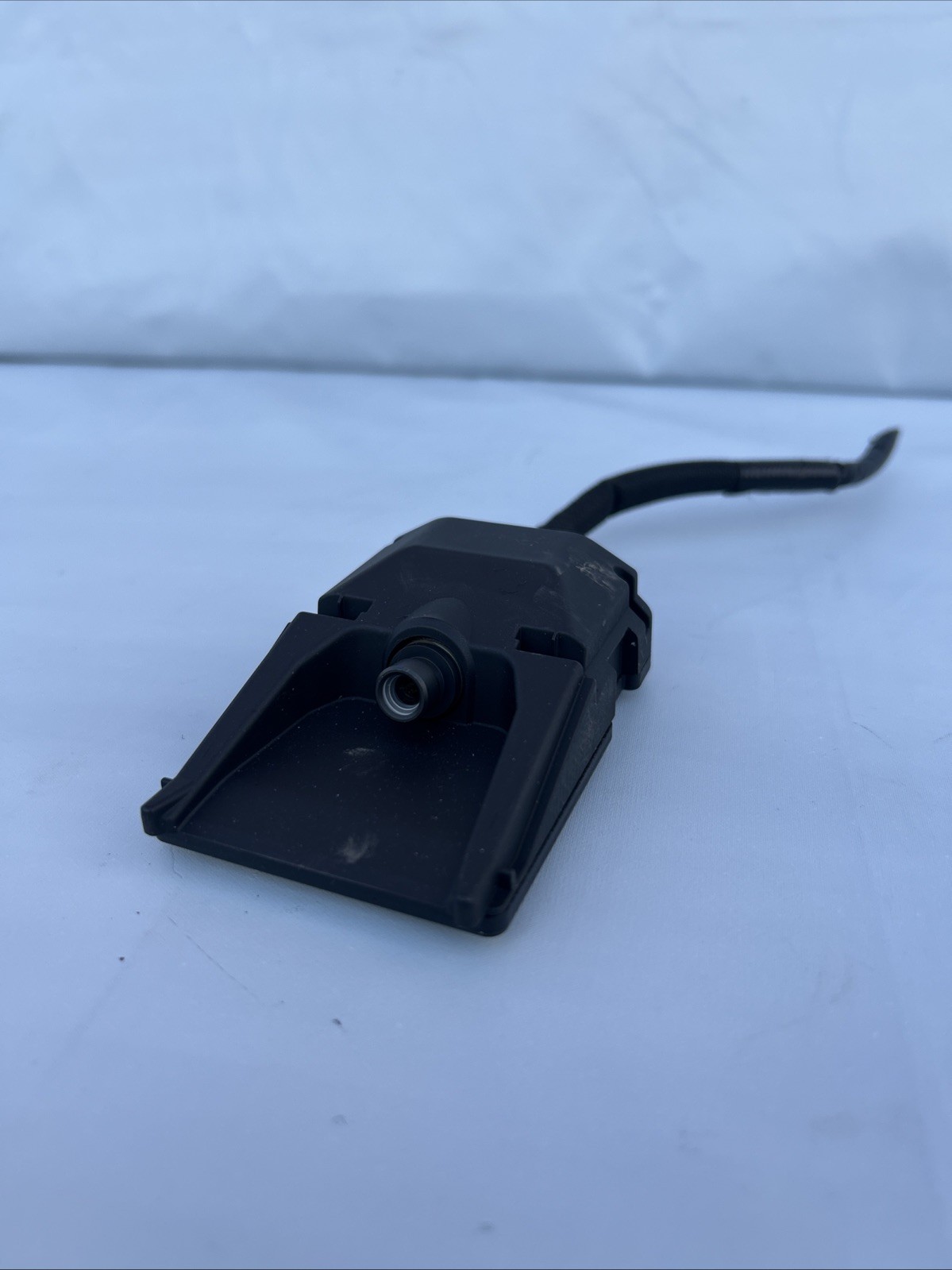 2017–2020 NISSAN ROGUE FRONT WINDSHIELD LANE ASSIST CAMERA | OEM 284G36FL0E
