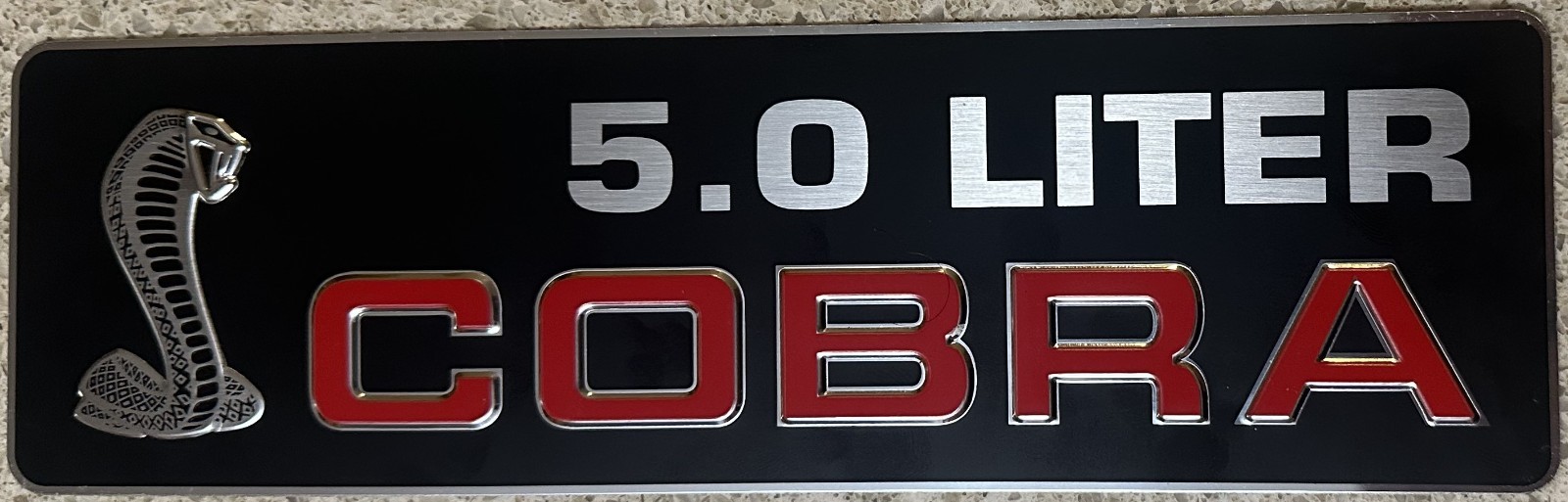 🔥 NOS 1993 FORD MUSTANG SVT COBRA INTAKE MANIFOLD PLENUM EMBLEM COLLECTOR ITEM 🔥 NOS 1993 FORD MUSTANG SVT COBRA INTAKE MANIFOLD PLENUM EMBLEM COLLECTOR ITEM