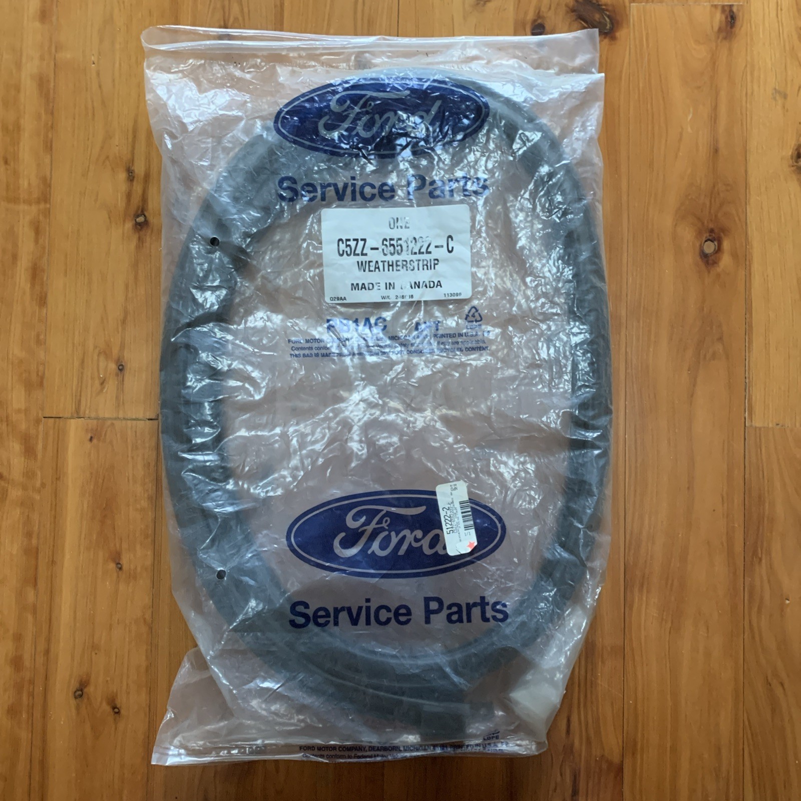 NOS 1965 1966 Ford Mustang Coupe Roof Side Rail Weatherstrip Seal Right RH NOS 1965 1966 Ford Mustang Coupe Roof Side Rail Weatherstrip Seal Right RH
