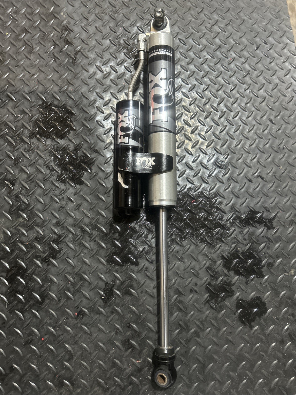 Suspension Shock Absorbers FOX Performance Series 985-24-036 (Pair)