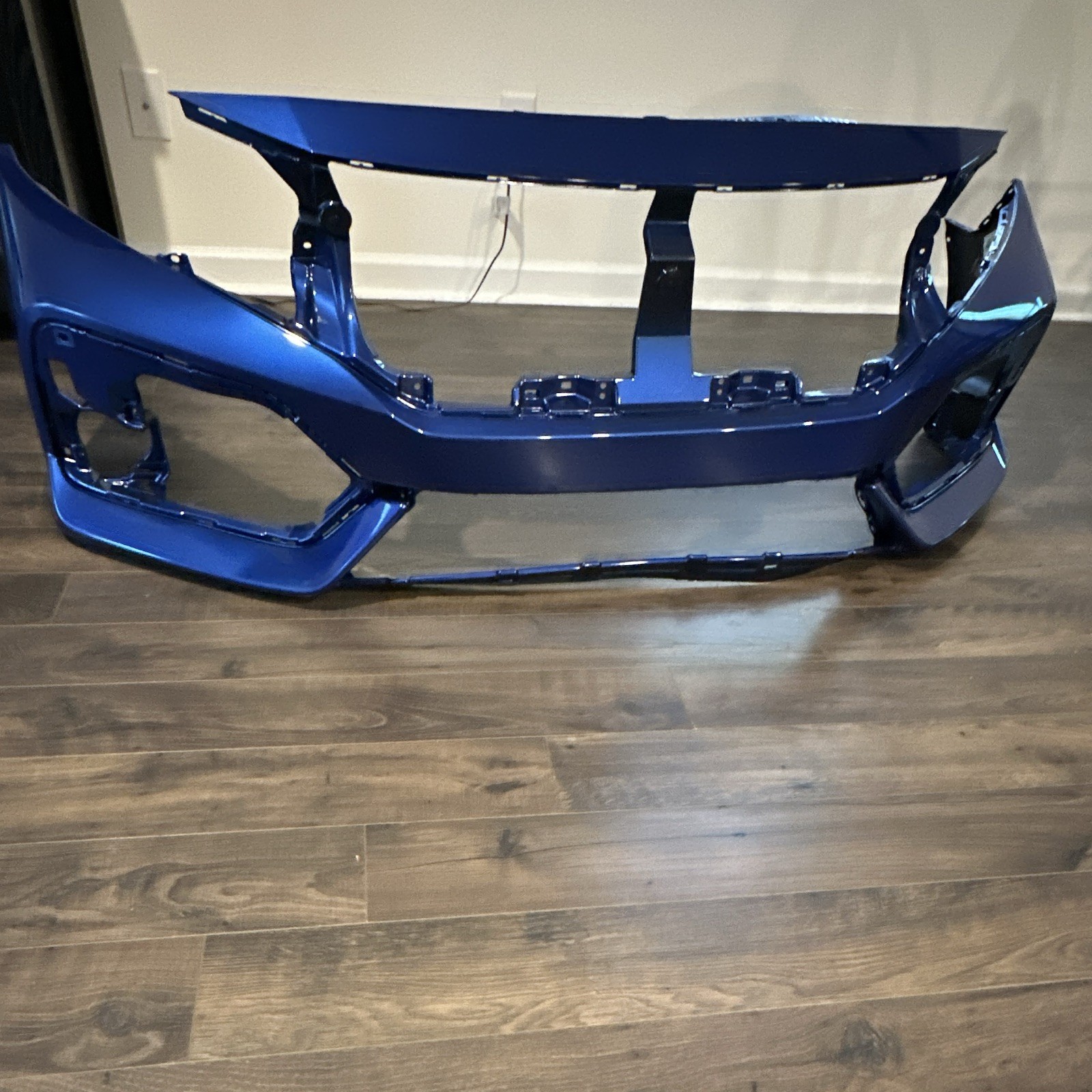 2016 - 2018 Honda Civic Front Bumpers (Brand New) Two Colors Available 2016 - 2018 Honda Civic Front Bumpers (Brand New) Two Colors Available