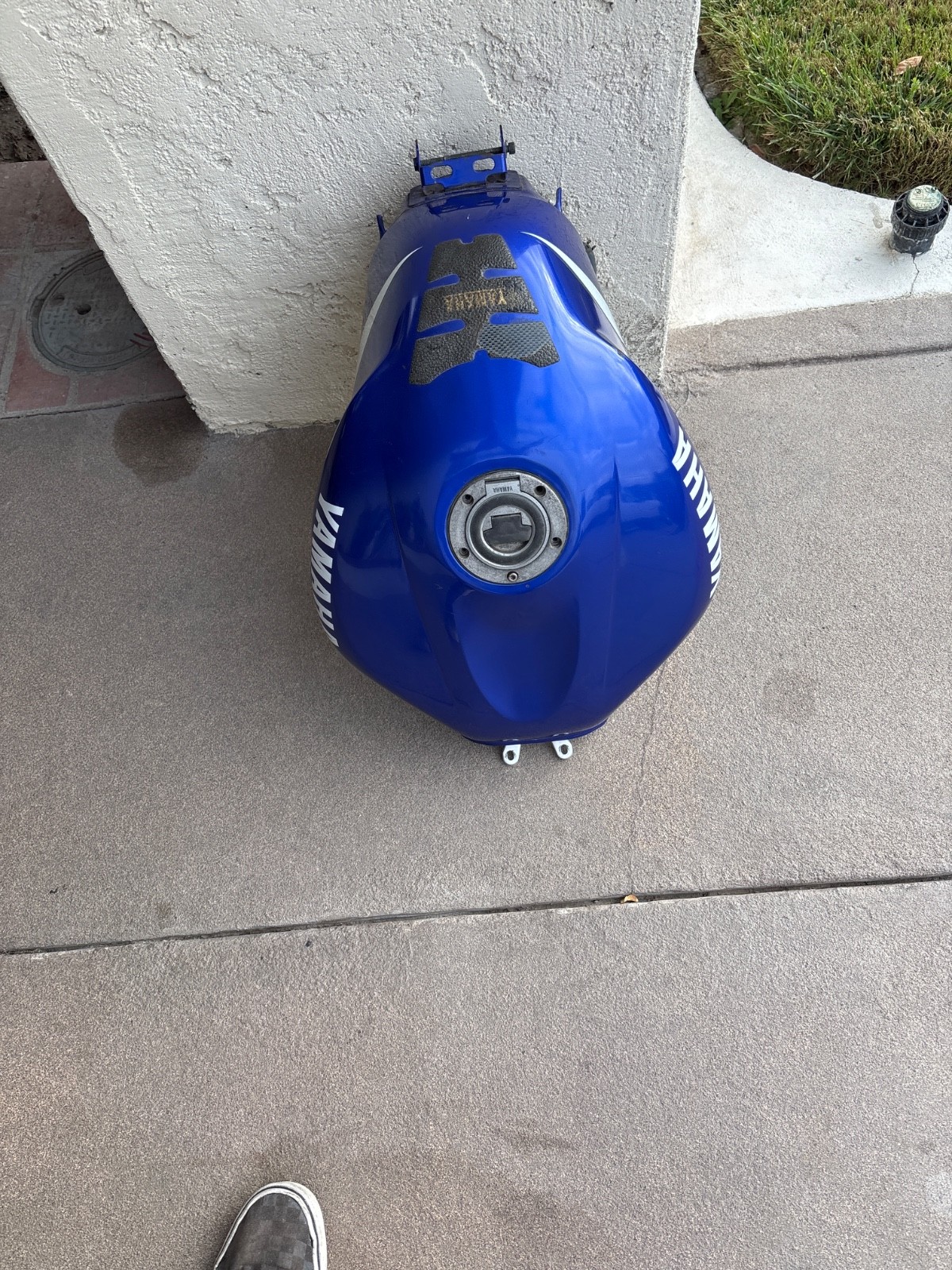 2000 yamaha yzf 600r gas fuel tank OEM factory original used
